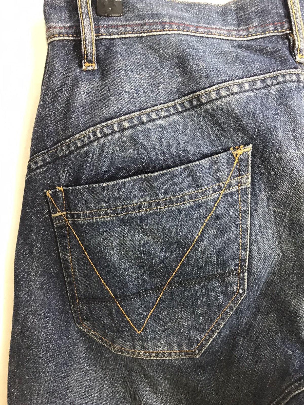 Volcom Vintage Volcom Brand Blue Colour Button Denim Jeans Size US 33 - 12 Thumbnail