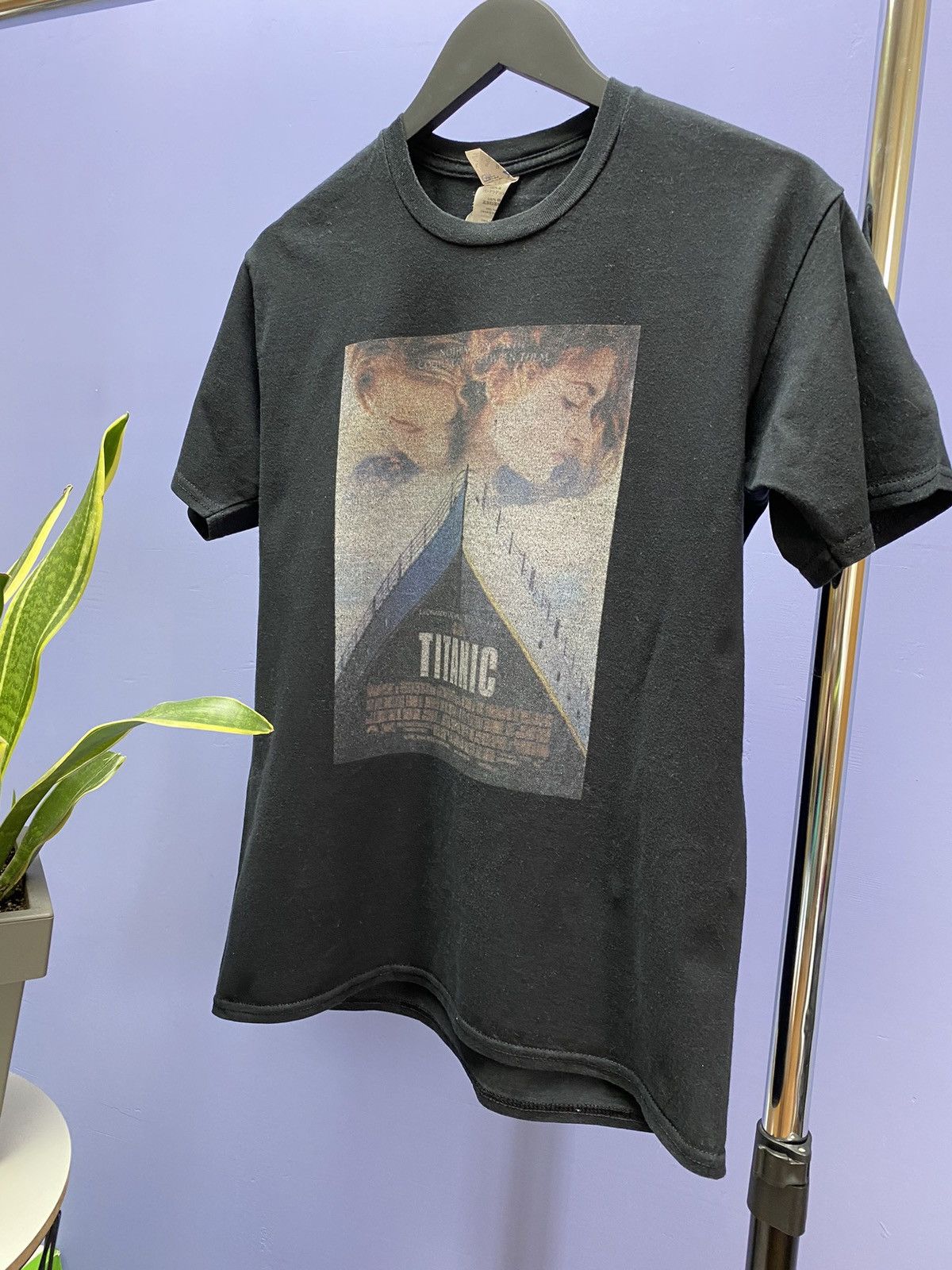 Other Titanic Movie Promo T Shirt Leonardo DiCaprio Kate Winslet Size US M / EU 48-50 / 2 - 2 Thumbnail