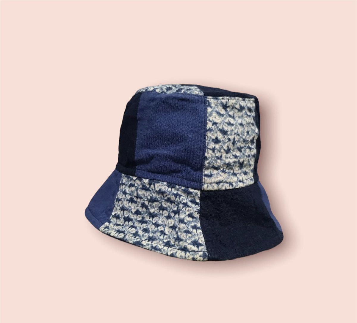 Vintage VINTAGE CUSTOM PATCHWORK BANDANA BUCKET HAT Size ONE SIZE - 6 Thumbnail