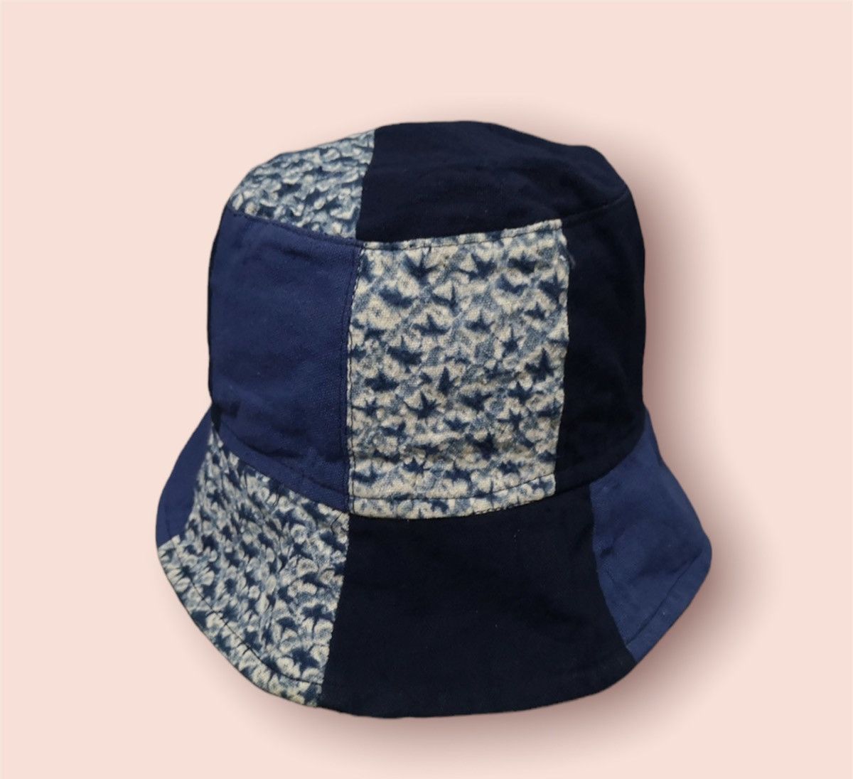 Vintage VINTAGE CUSTOM PATCHWORK BANDANA BUCKET HAT Size ONE SIZE - 5 Thumbnail