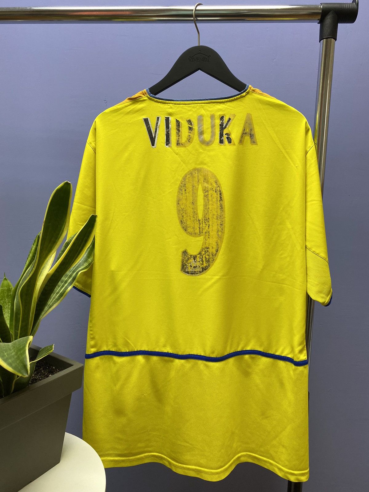 Nike Nike Leeds United Away 2002 2004 #9 Vidukq Soccer Jersey Size US XL / EU 56 / 4 - 23 Thumbnail
