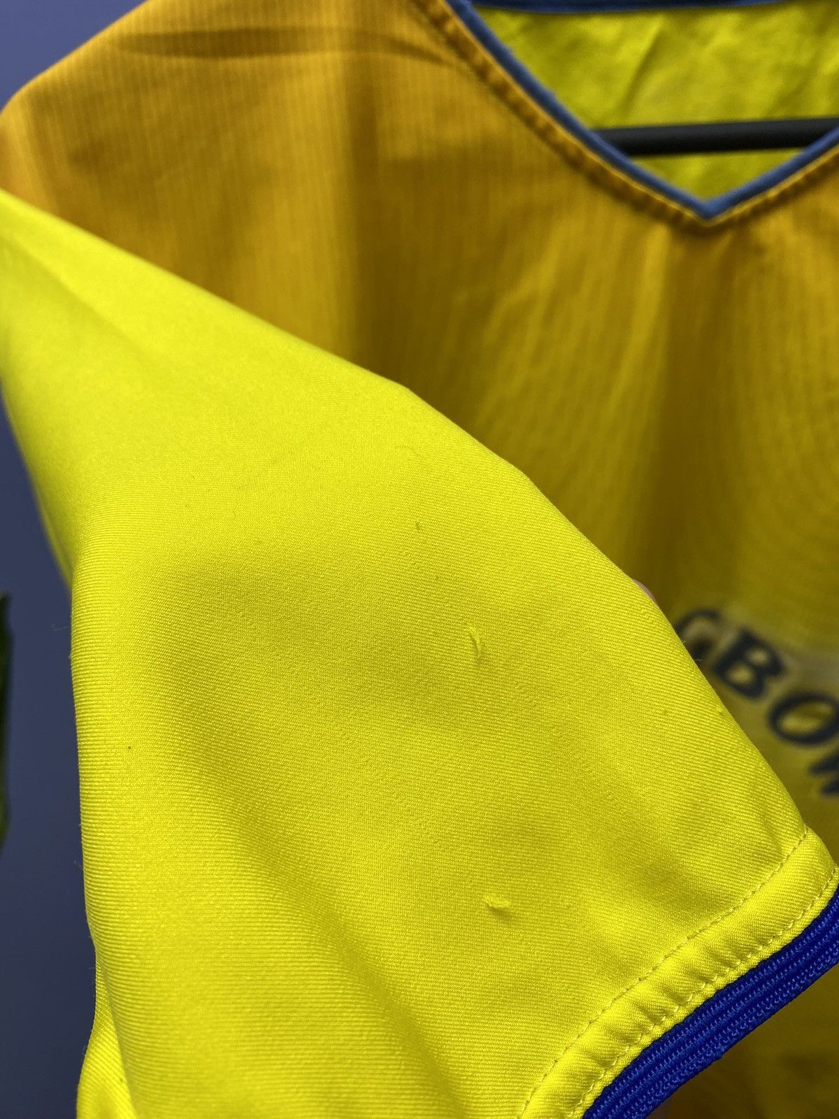 Nike Nike Leeds United Away 2002 2004 #9 Vidukq Soccer Jersey Size US XL / EU 56 / 4 - 14 Thumbnail