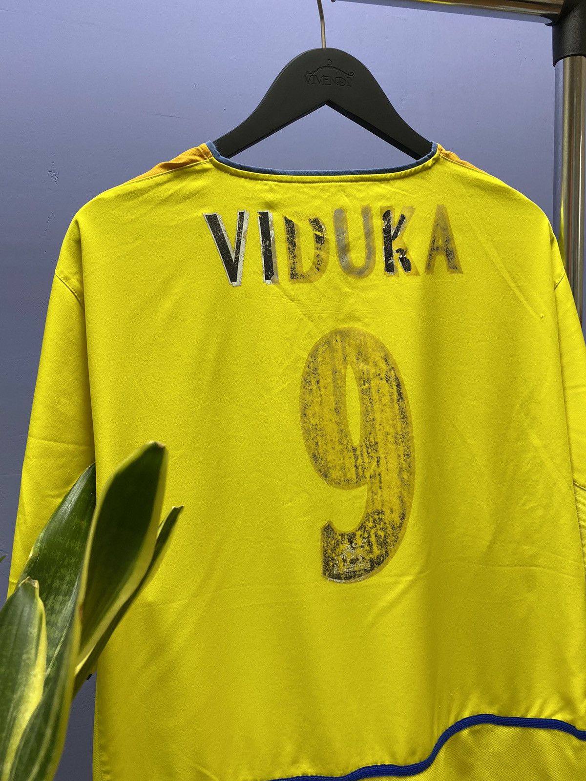 Nike Nike Leeds United Away 2002 2004 #9 Vidukq Soccer Jersey Size US XL / EU 56 / 4 - 24 Thumbnail