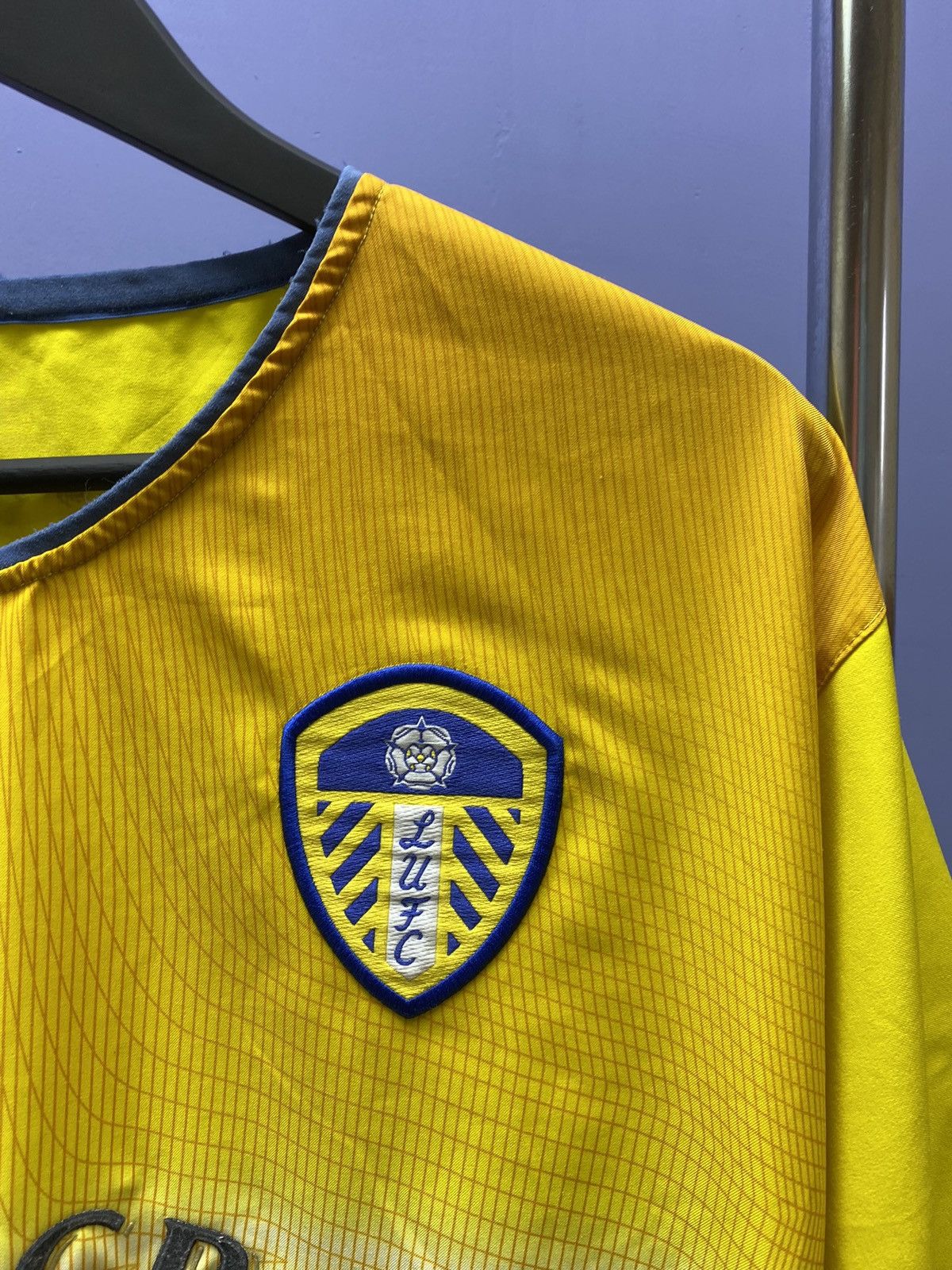 Nike Nike Leeds United Away 2002 2004 #9 Vidukq Soccer Jersey Size US XL / EU 56 / 4 - 9 Thumbnail