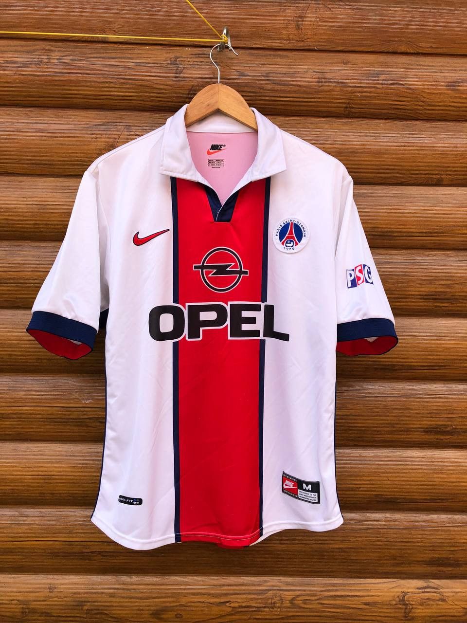 Nike Vintage Nike PSG PARIS SAINT GERMAIN Soccer Football Jersey Size US M / EU 48-50 / 2 - 1 Thumbnail