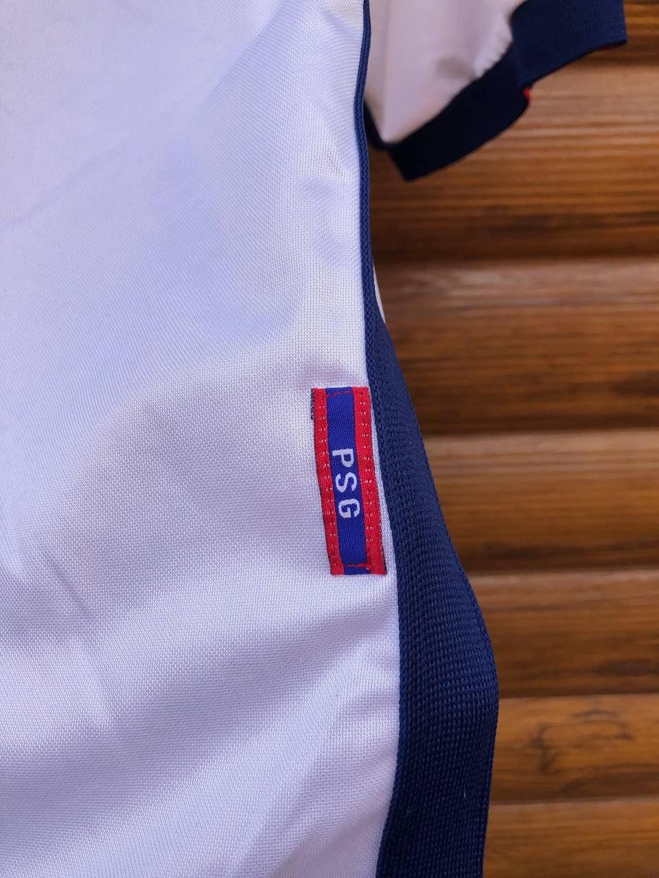 Nike Vintage Nike PSG PARIS SAINT GERMAIN Soccer Football Jersey Size US M / EU 48-50 / 2 - 12 Thumbnail