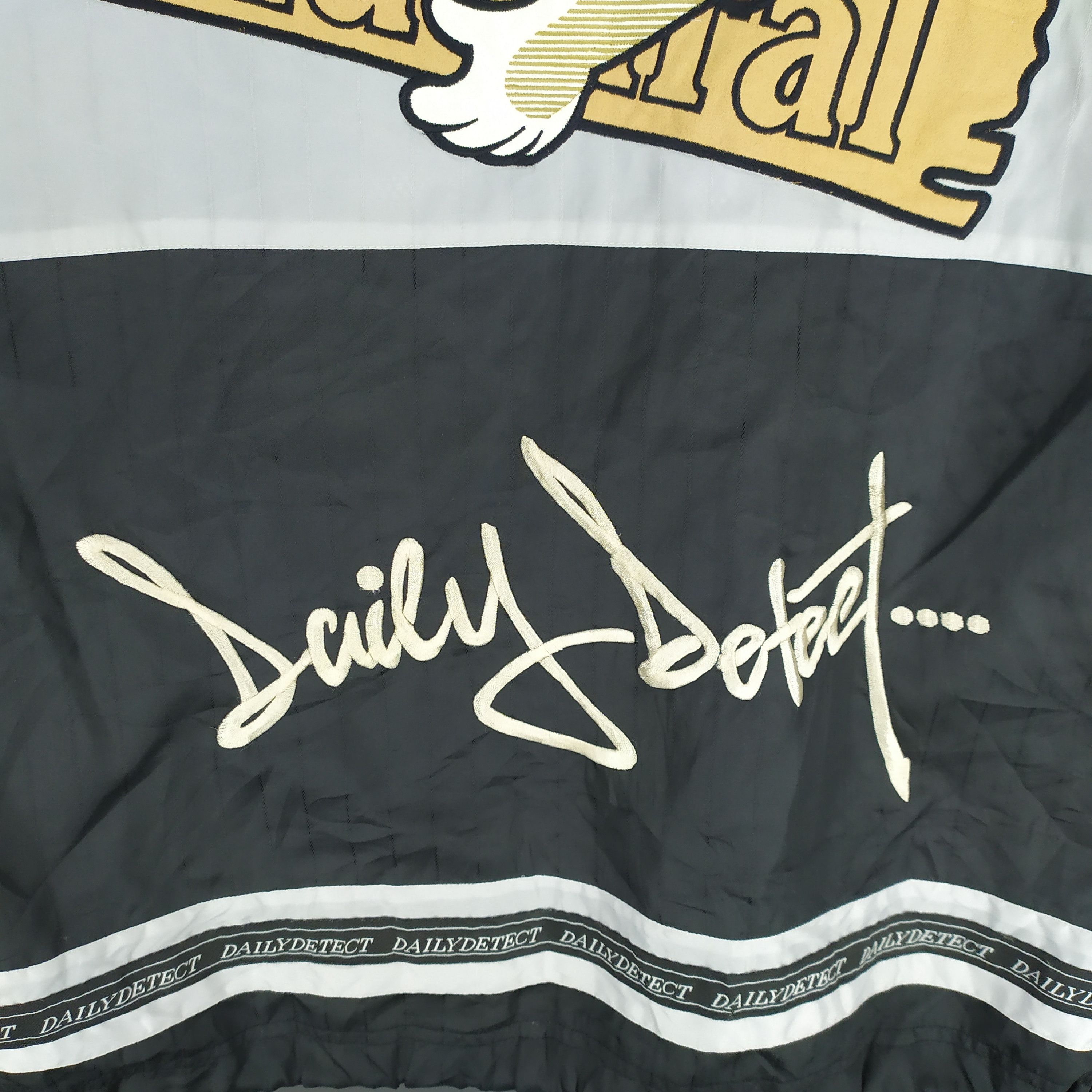 Japanese Brand Daily Detect Embroidery Big Logo Windbreaker #1199-49 Size US M / EU 48-50 / 2 - 4 Thumbnail