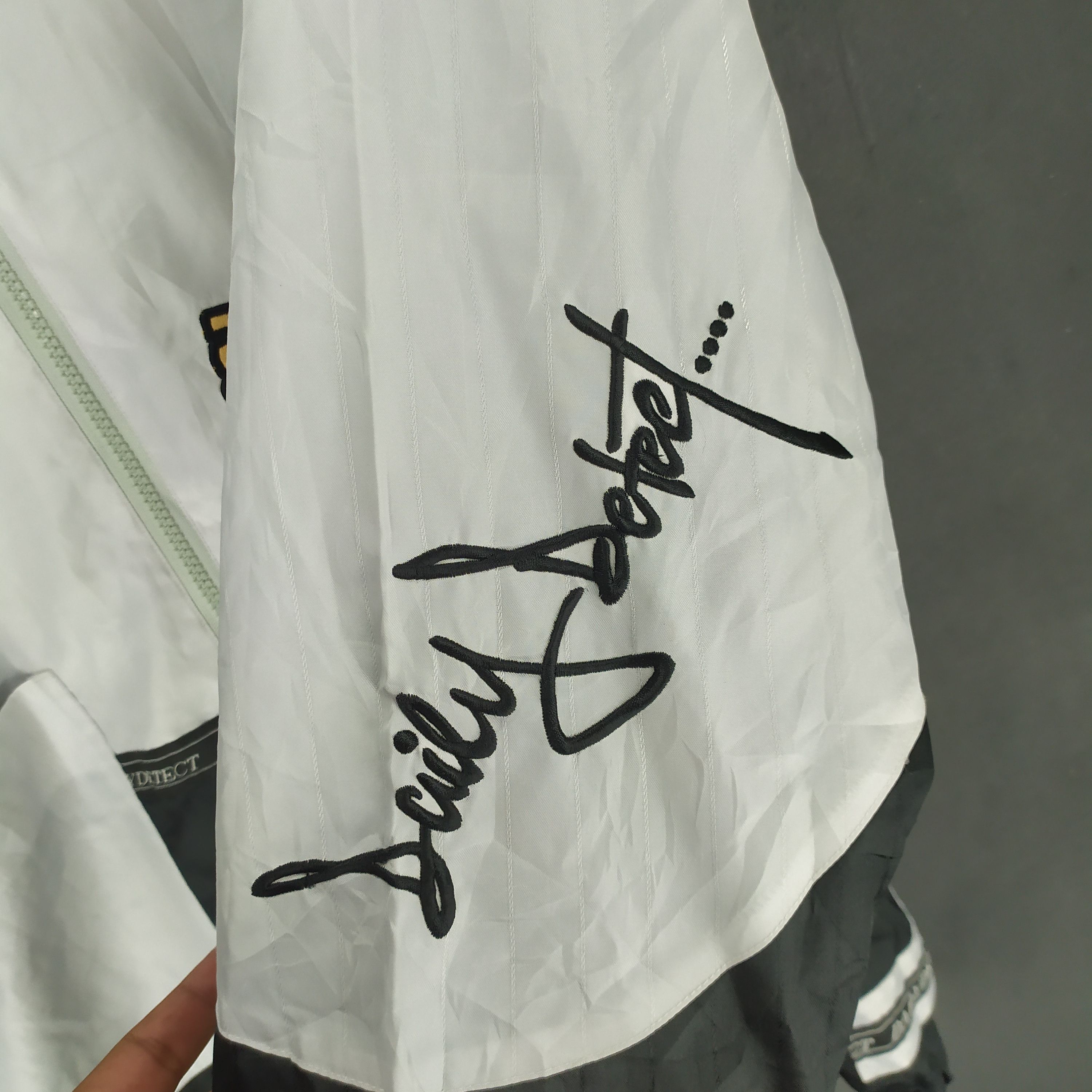 Japanese Brand Daily Detect Embroidery Big Logo Windbreaker #1199-49 Size US M / EU 48-50 / 2 - 13 Thumbnail