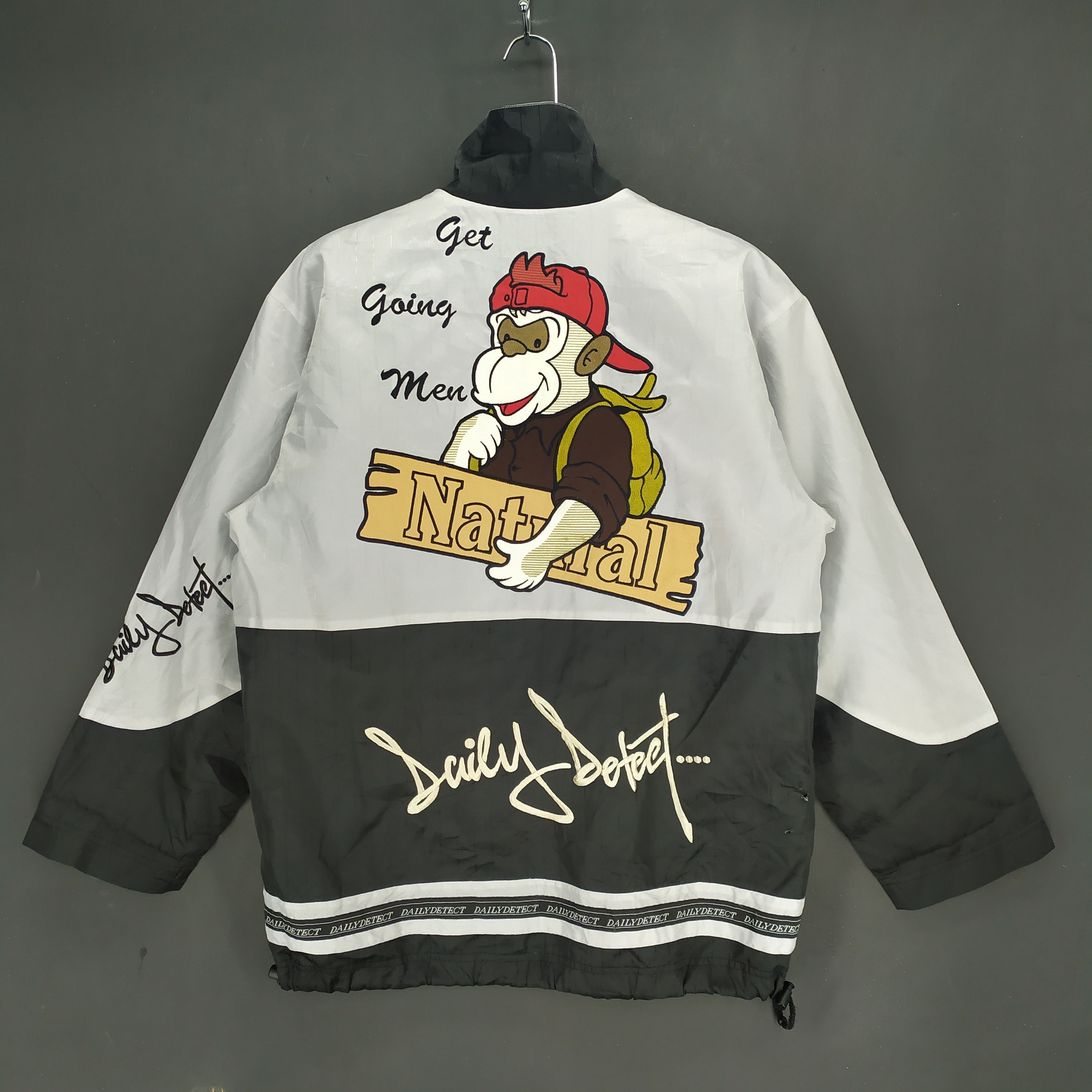 Daily Detect Embroidery Big Logo Windbreaker #1199-49
