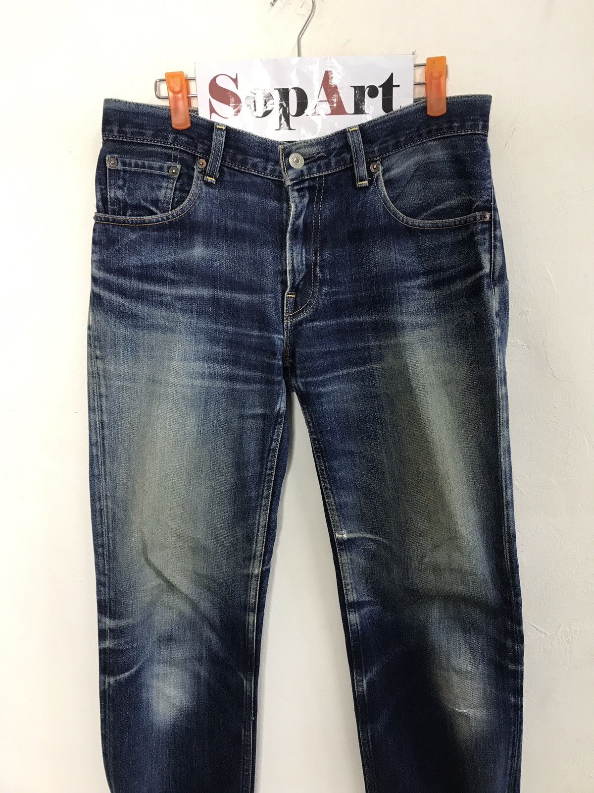 Levi's Vintage Clothing Vintage Levi’s Distressed Denim Jeans Size US 32 / EU 48 - 3 Thumbnail