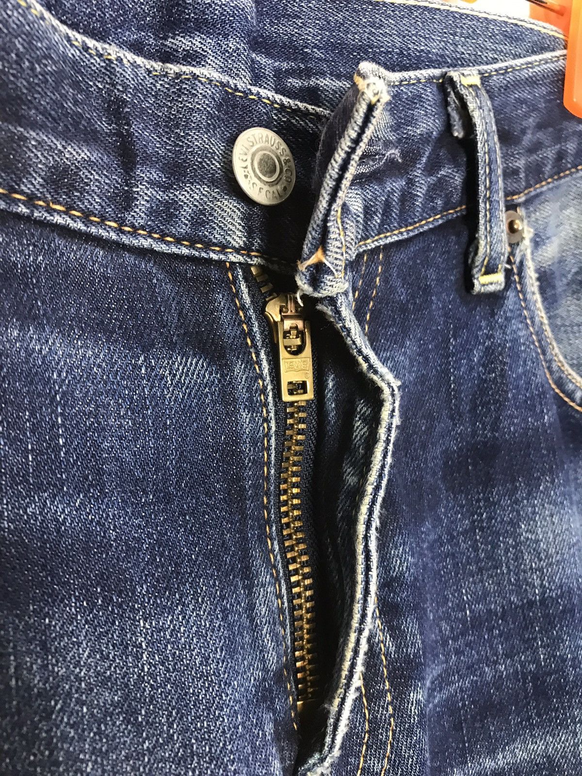 Levi's Vintage Clothing Vintage Levi’s Distressed Denim Jeans Size US 32 / EU 48 - 9 Thumbnail