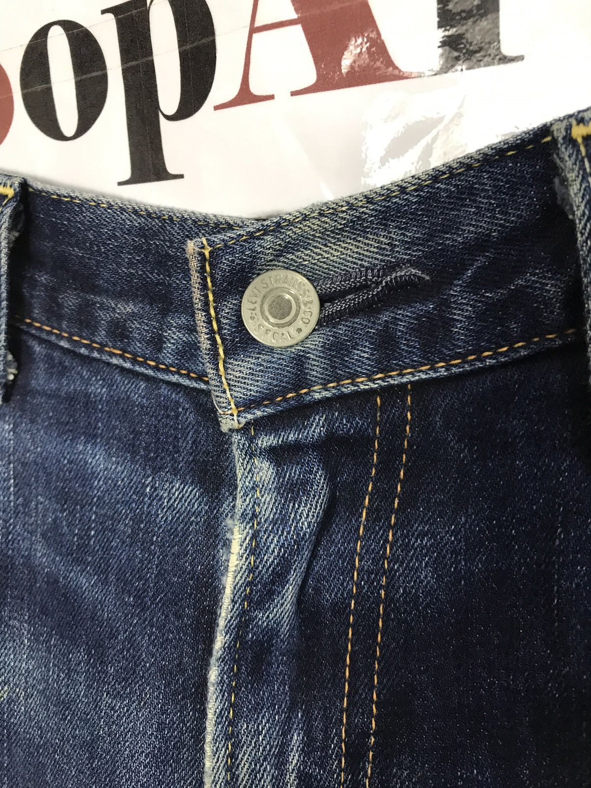 Levi's Vintage Clothing Vintage Levi’s Distressed Denim Jeans Size US 32 / EU 48 - 7 Thumbnail