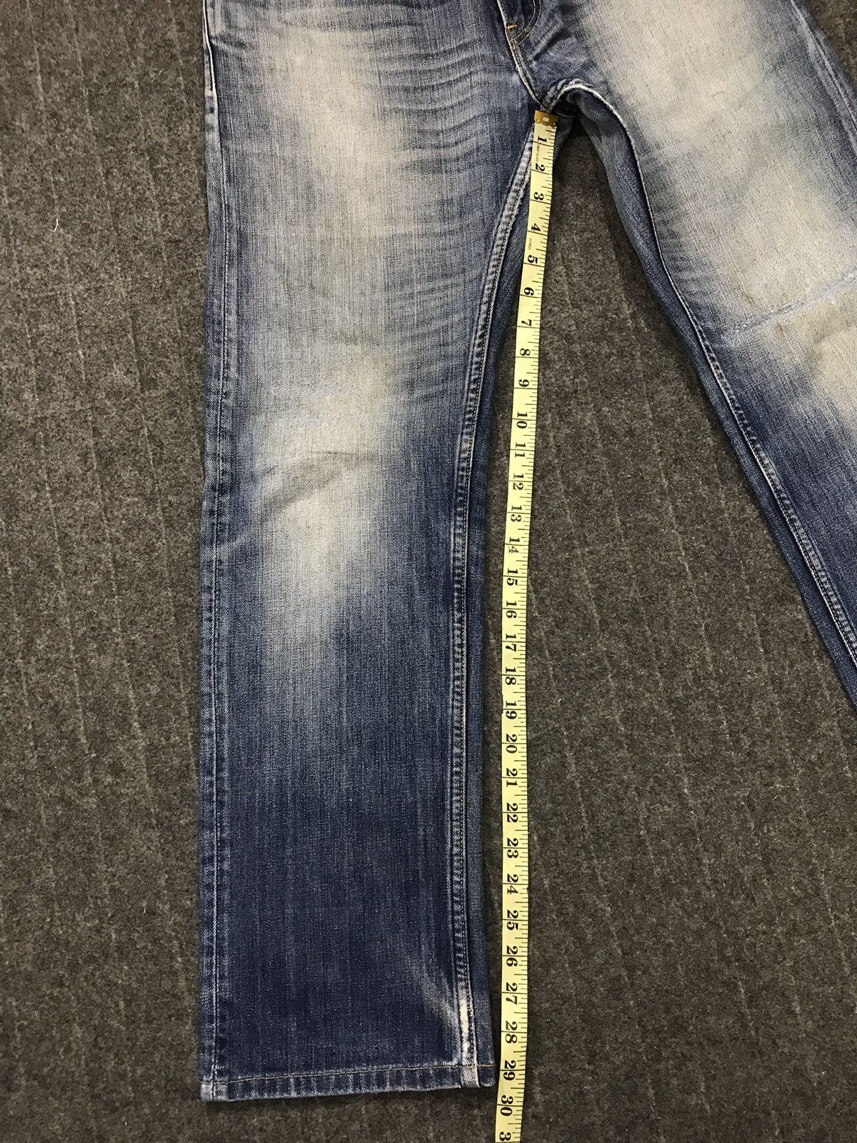 Japanese Brand × Levi's Vintage Levi’s Distressed Denim Jeans Size US 32 / EU 48 - 24 Thumbnail