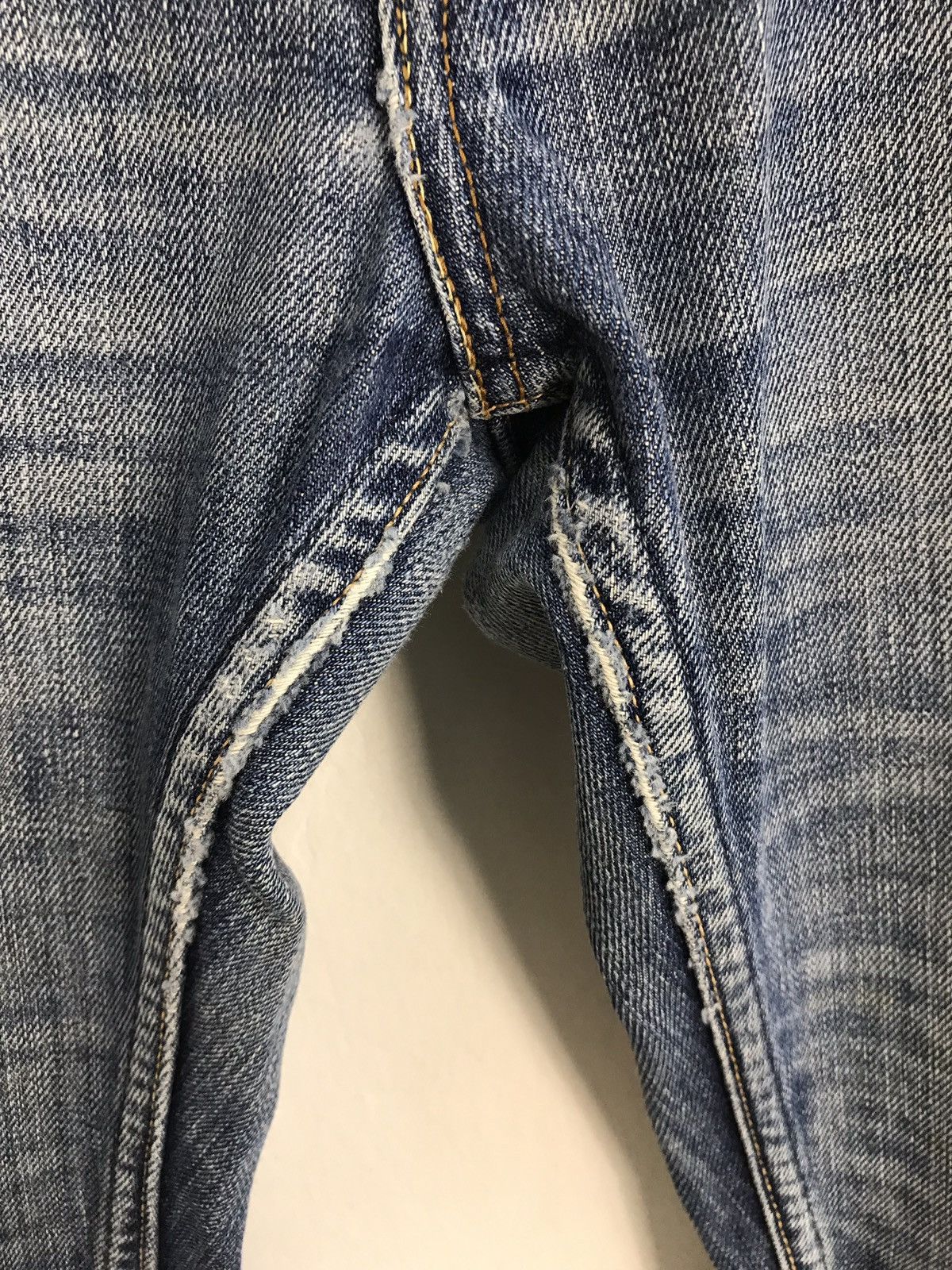 Japanese Brand × Levi's Vintage Levi’s Distressed Denim Jeans Size US 32 / EU 48 - 7 Thumbnail
