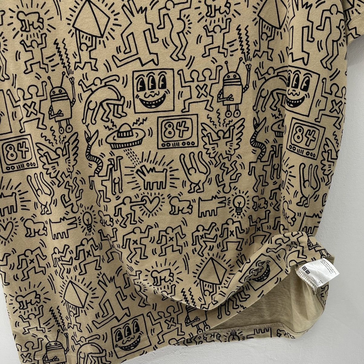 Keith Haring Keith Haring Uniqlo T-Shirt All Over Print Rare Design Size US XL / EU 56 / 4 - 3 Thumbnail