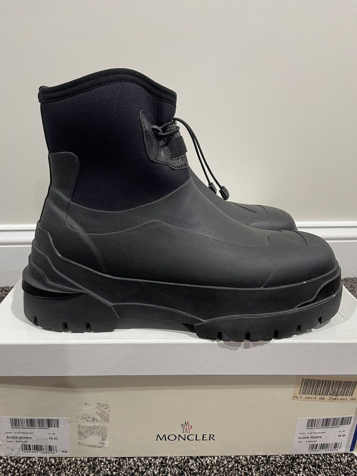 image of Moncler X 1017 Alyx 9Sm Alison Scarpa Black Boots, Men's