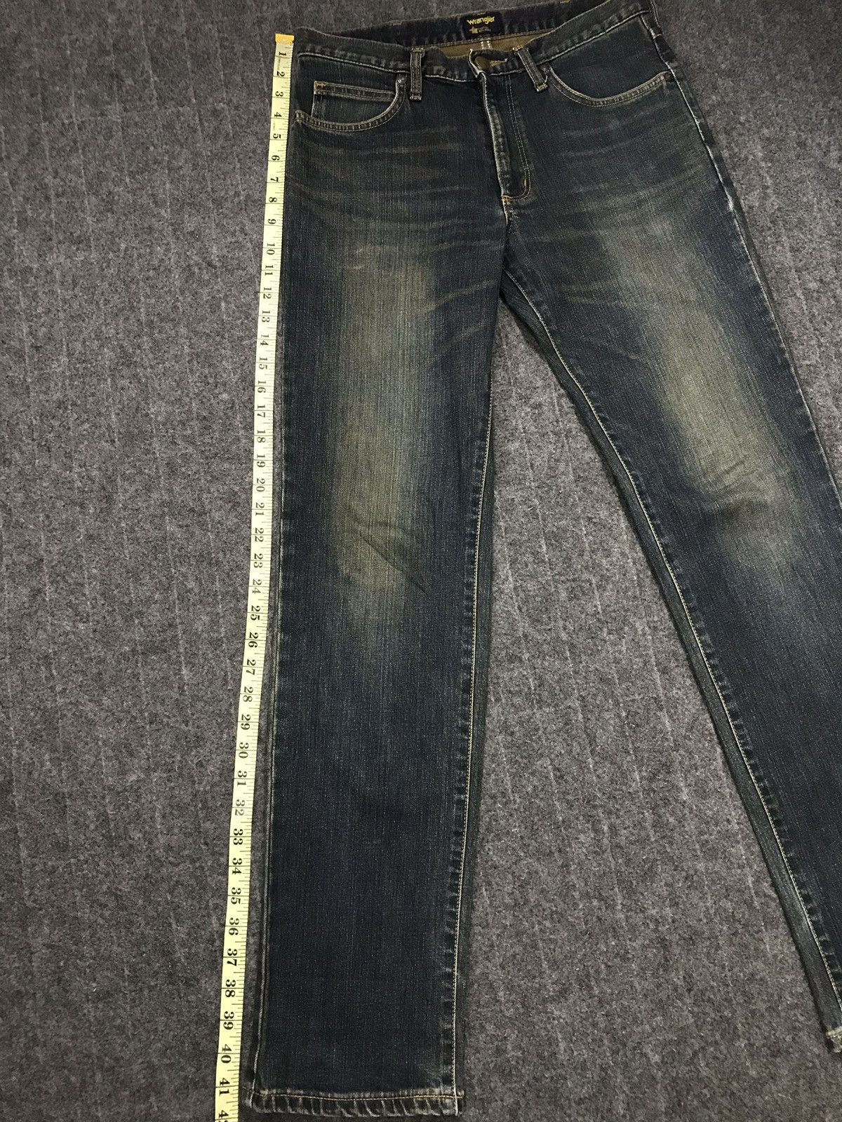 Japanese Brand × Vintage × Wrangler Vintage Wrangler Distressed Denim Jeans Size US 30 / EU 46 - 16 Thumbnail