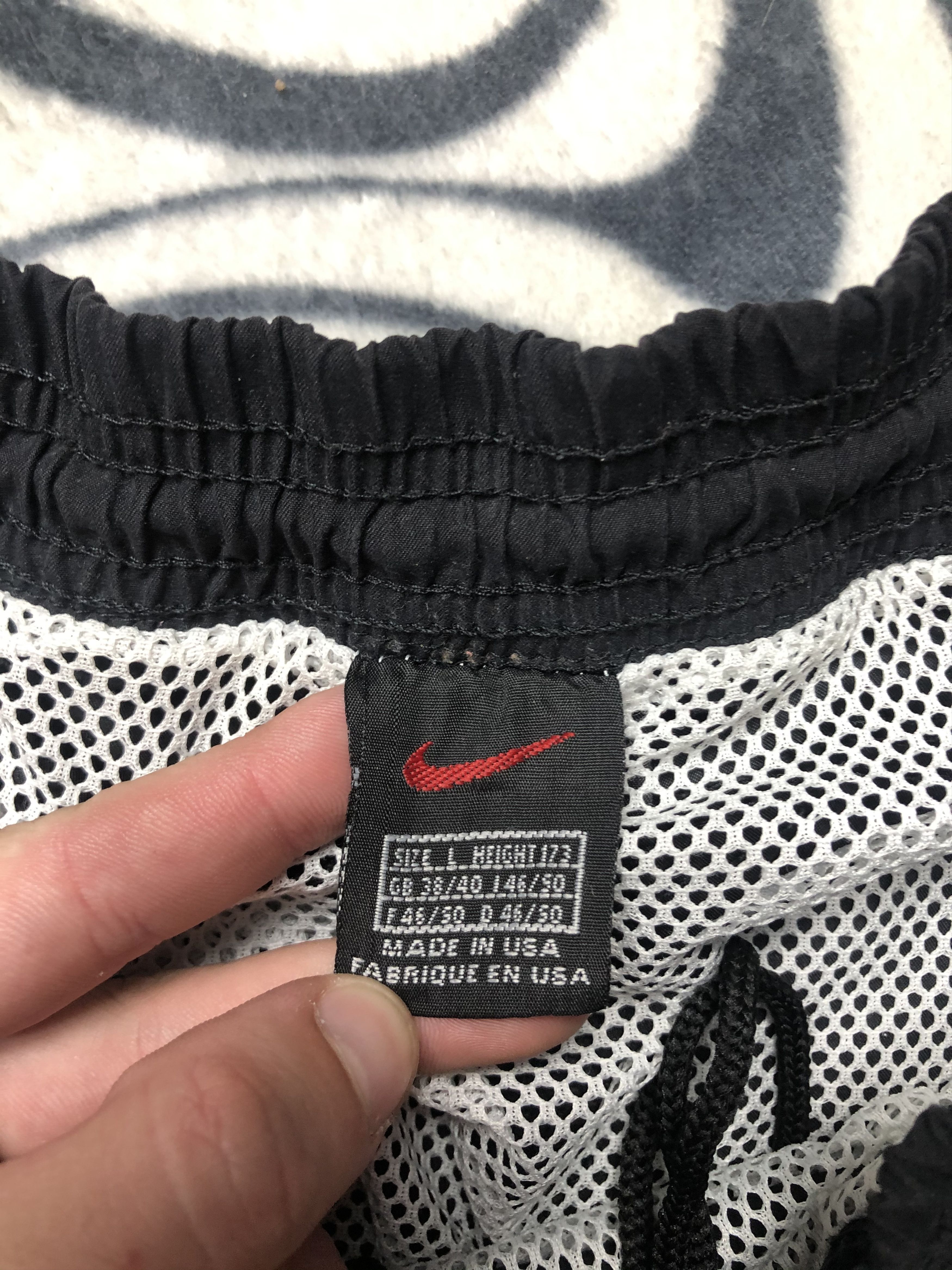 Nike × Vintage Nike Vintage Mens Nylon Shorts Made In Usa Size US 34 / EU 50 - 3 Thumbnail