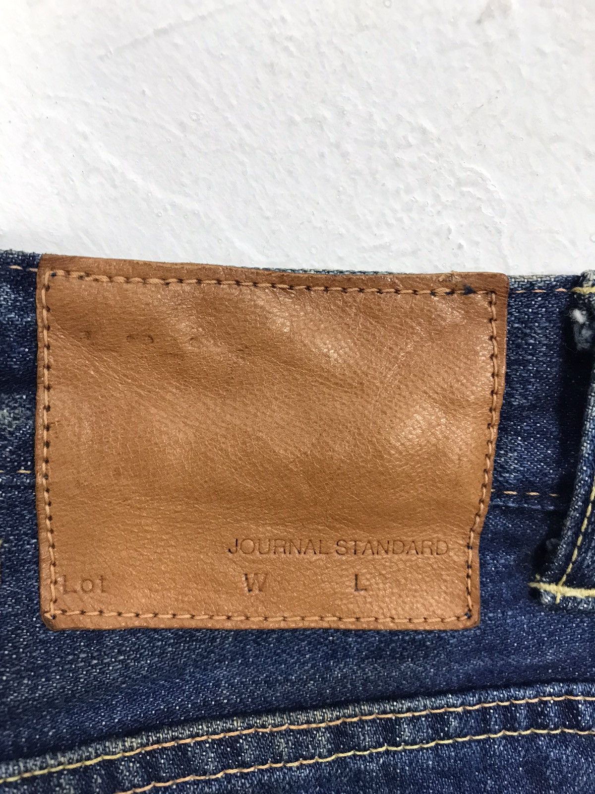 Journal Standard Journal Standard Distressed Bucket Beck Jeans Style Size US 32 / EU 48 - 14 Thumbnail