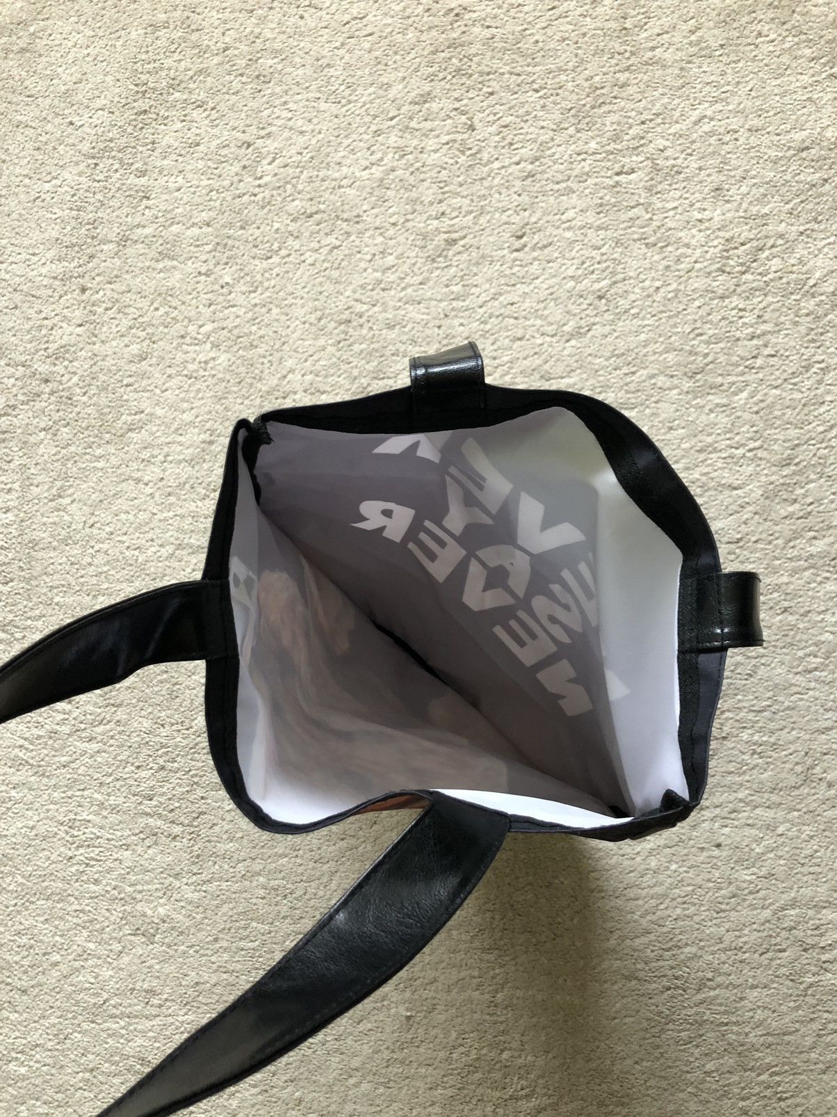 Japanese Brand 2000s Milk Boy Never Say Never Bear Tote Bag Size ONE SIZE - 6 Thumbnail