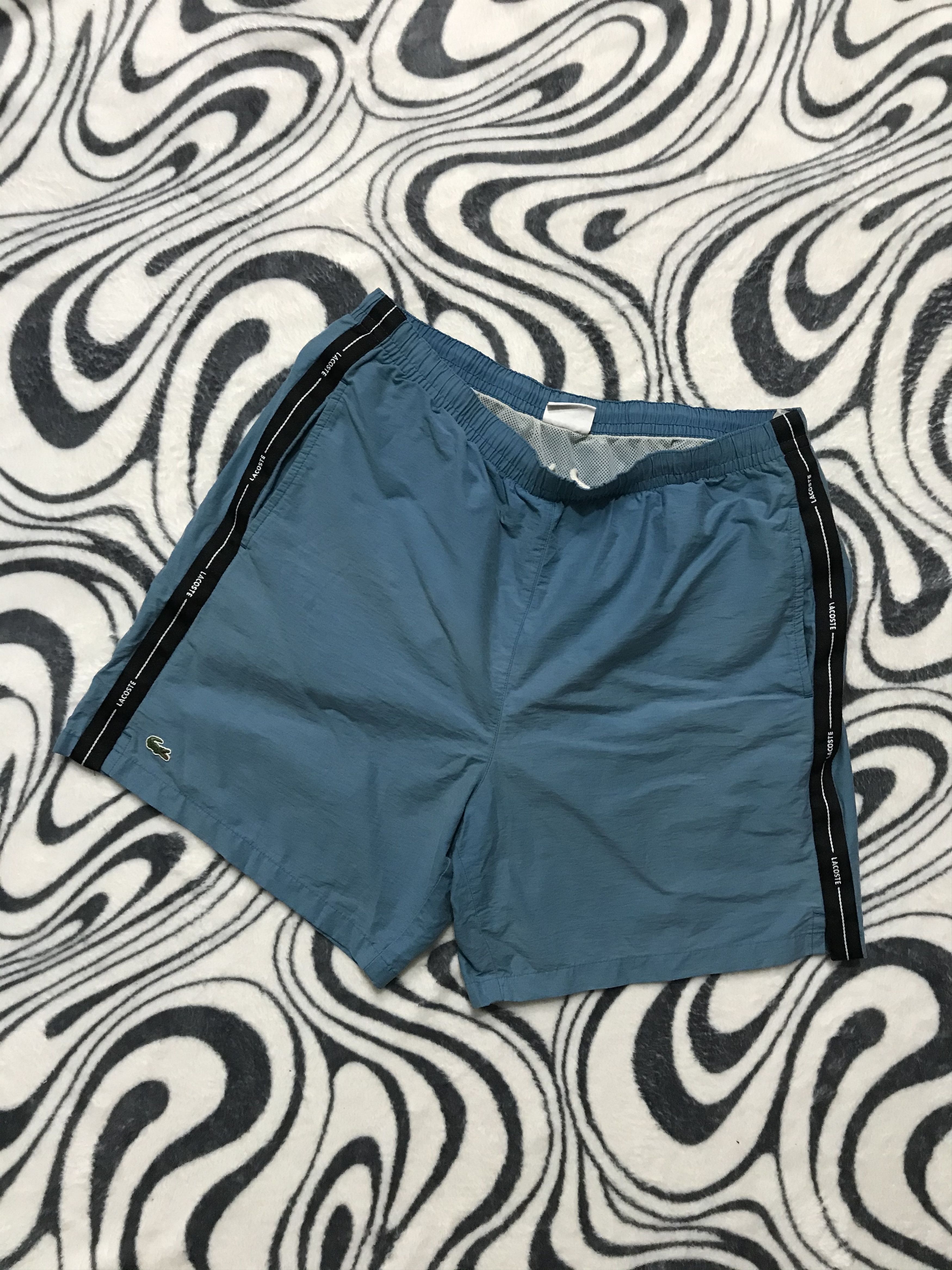 Lacoste Lacoste Mens Nylon Shorts Y2K Size US 34 / EU 50 - 1 Thumbnail