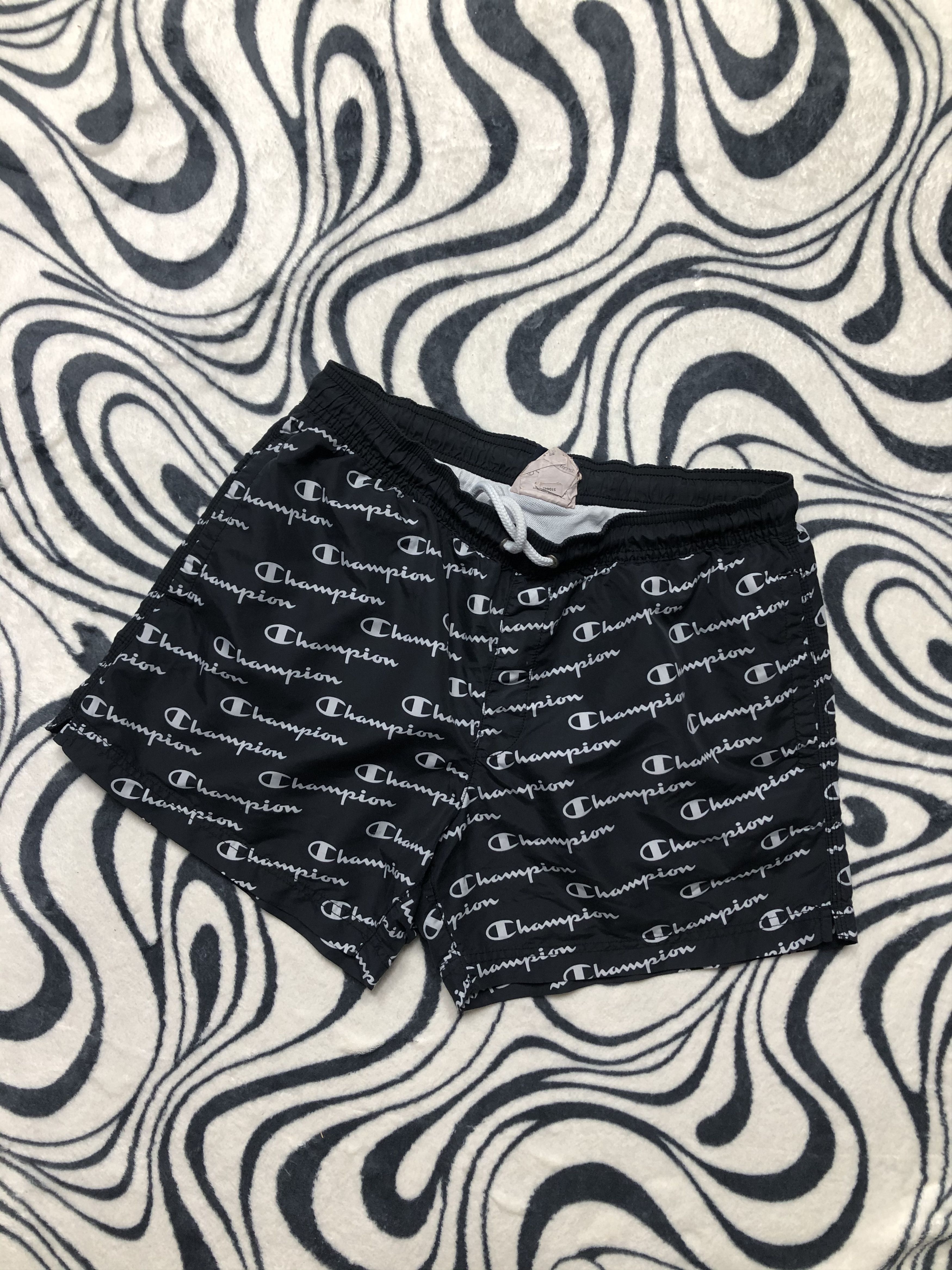 Champion × Vintage Champion Vintage Mens Nylon Shorts Size US 32 / EU 48 - 1 Thumbnail