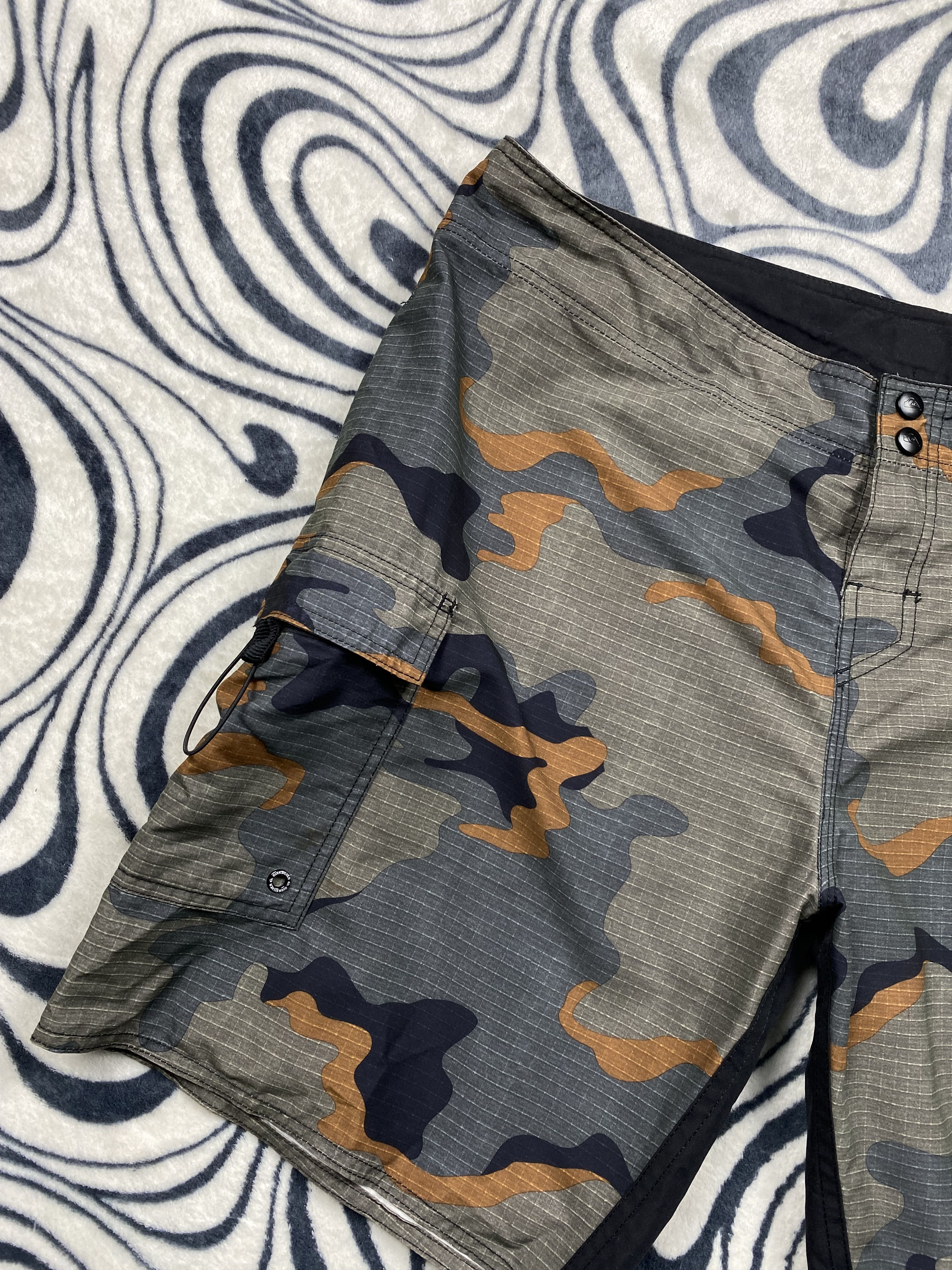 Quiksilver × Vintage Quiksilver Vintage Mens Shorts Size US 38 / EU 54 - 3 Thumbnail