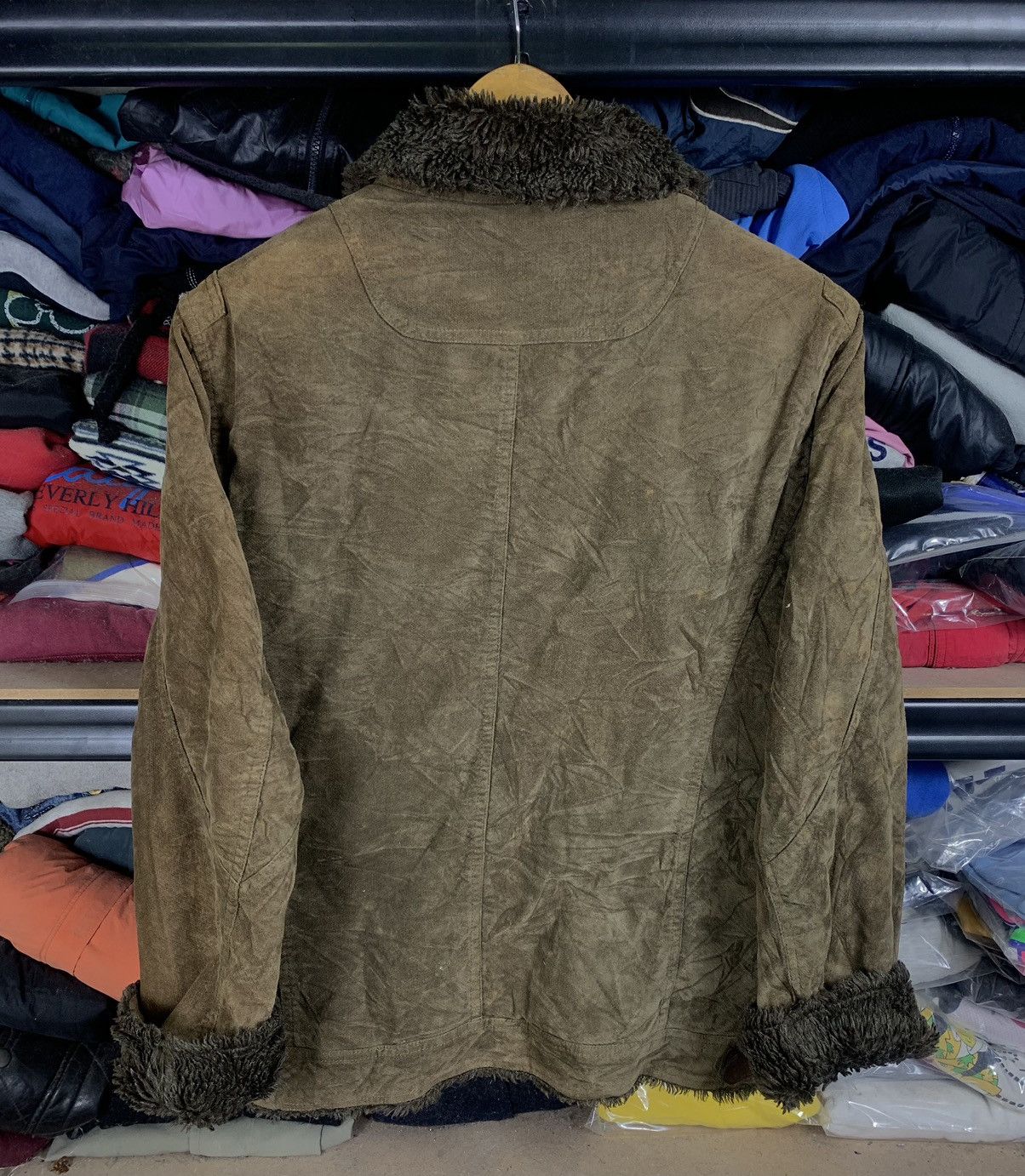 Vintage Vintage Carter’s Faux Fur B3 Shearling Jacket Size US M / EU 48-50 / 2 - 5 Thumbnail