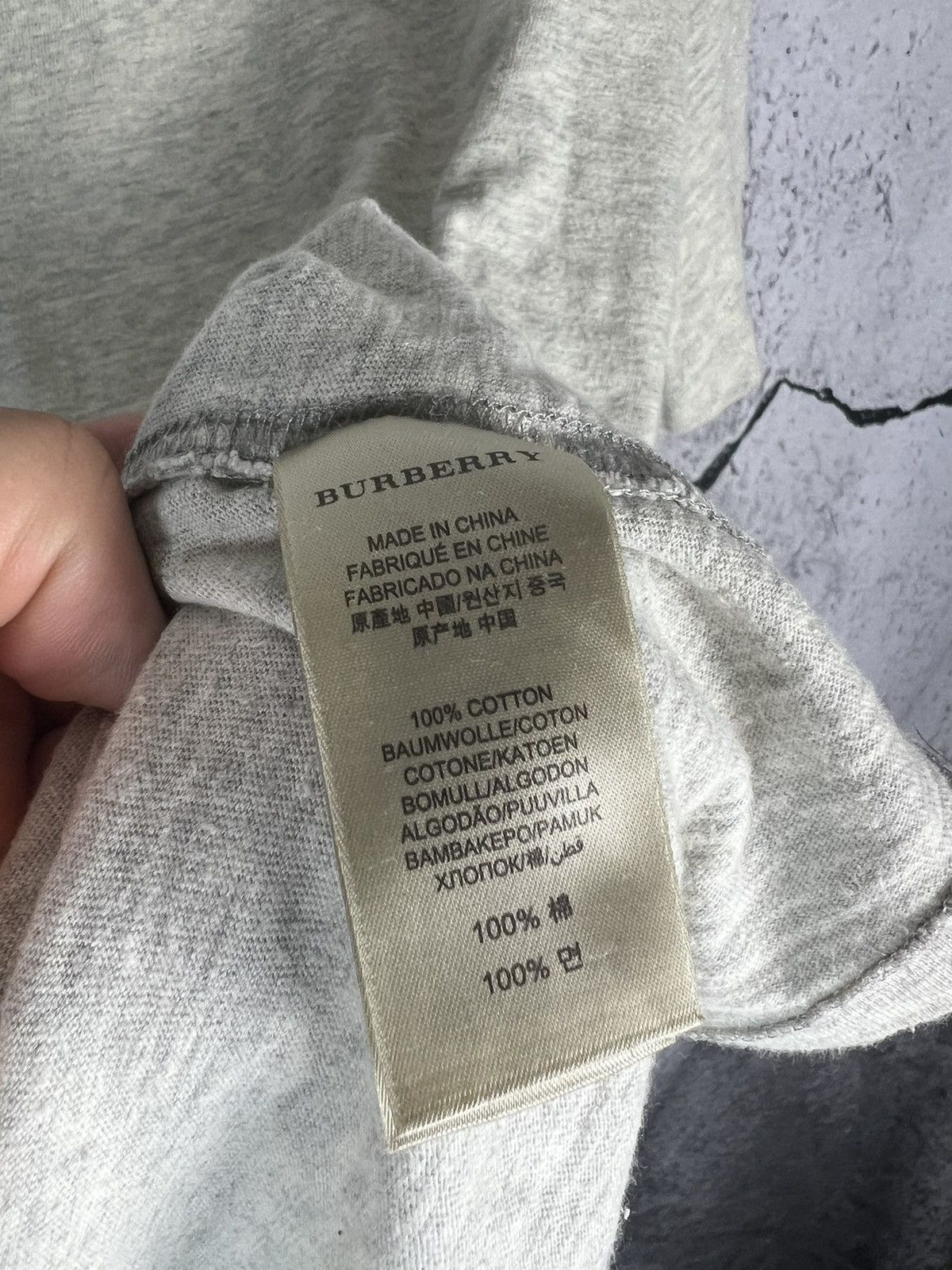 Burberry Burberry basic Logo T-shirt Size US L / EU 52-54 / 3 - 4 Thumbnail