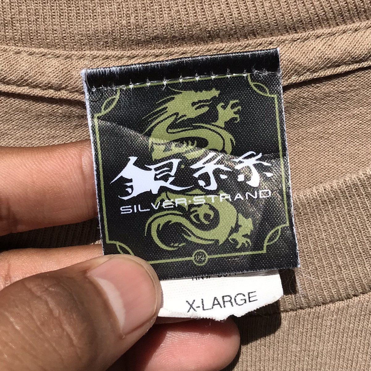 Vintage Vintage 90s Silver Strand Dragon Shirt Surfboards Size US XL / EU 56 / 4 - 14 Thumbnail