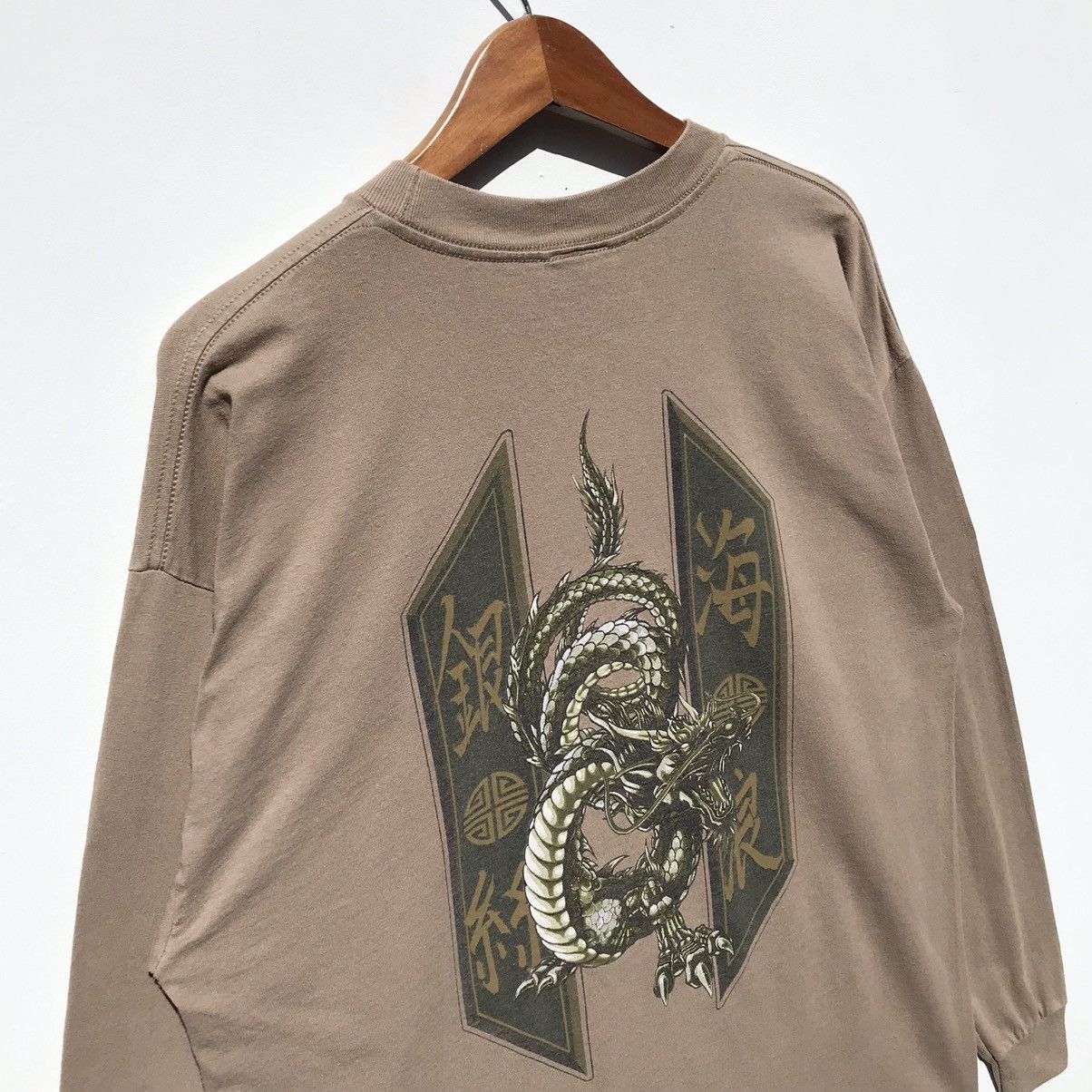 Vintage Vintage 90s Silver Strand Dragon Shirt Surfboards Size US XL / EU 56 / 4 - 5 Thumbnail