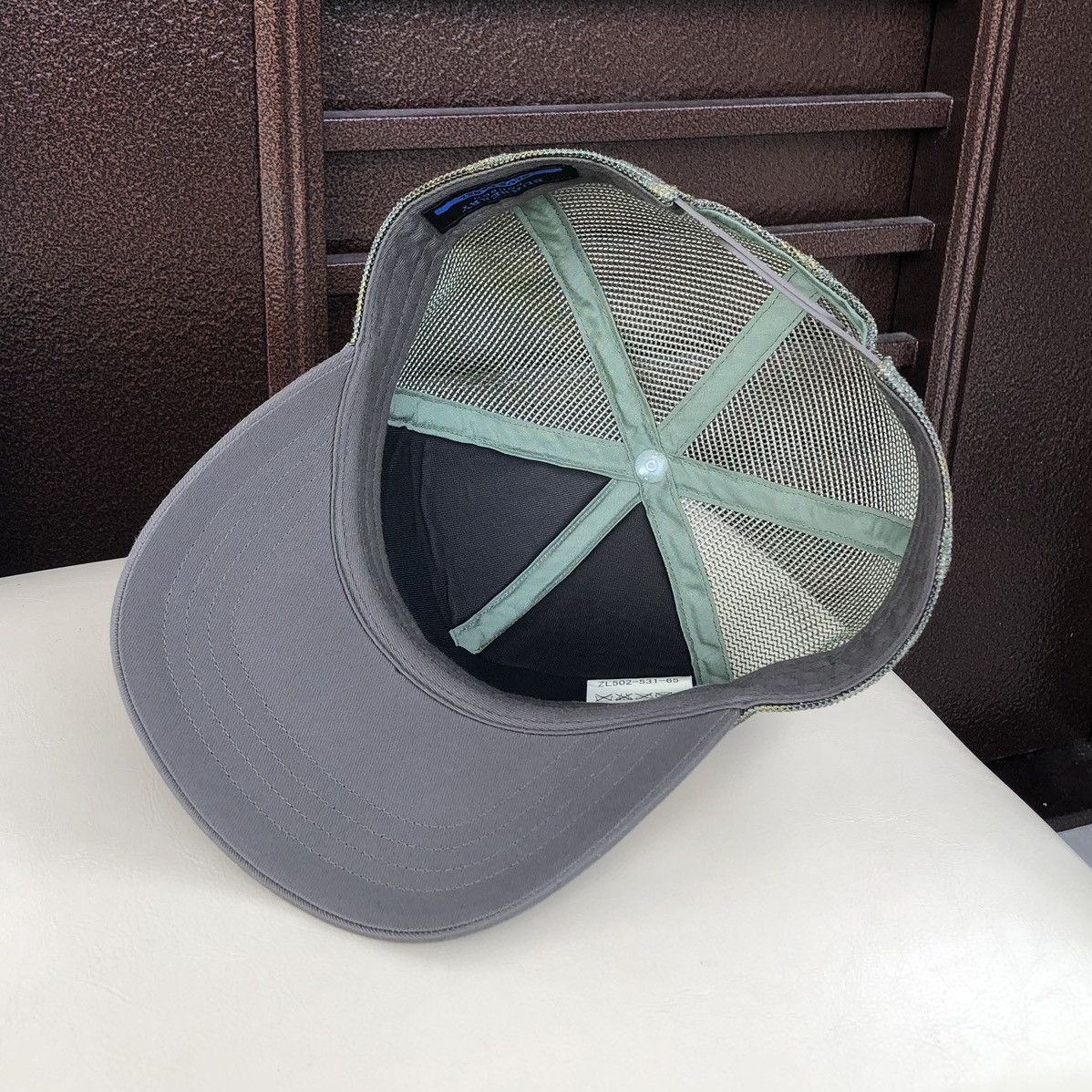 Burberry Burberry Blue Label Spell Out Logo Snapback Cap Size ONE SIZE - 6 Thumbnail