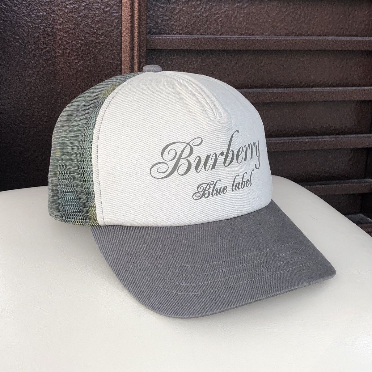 Burberry Burberry Blue Label Spell Out Logo Snapback Cap Size ONE SIZE - 3 Thumbnail