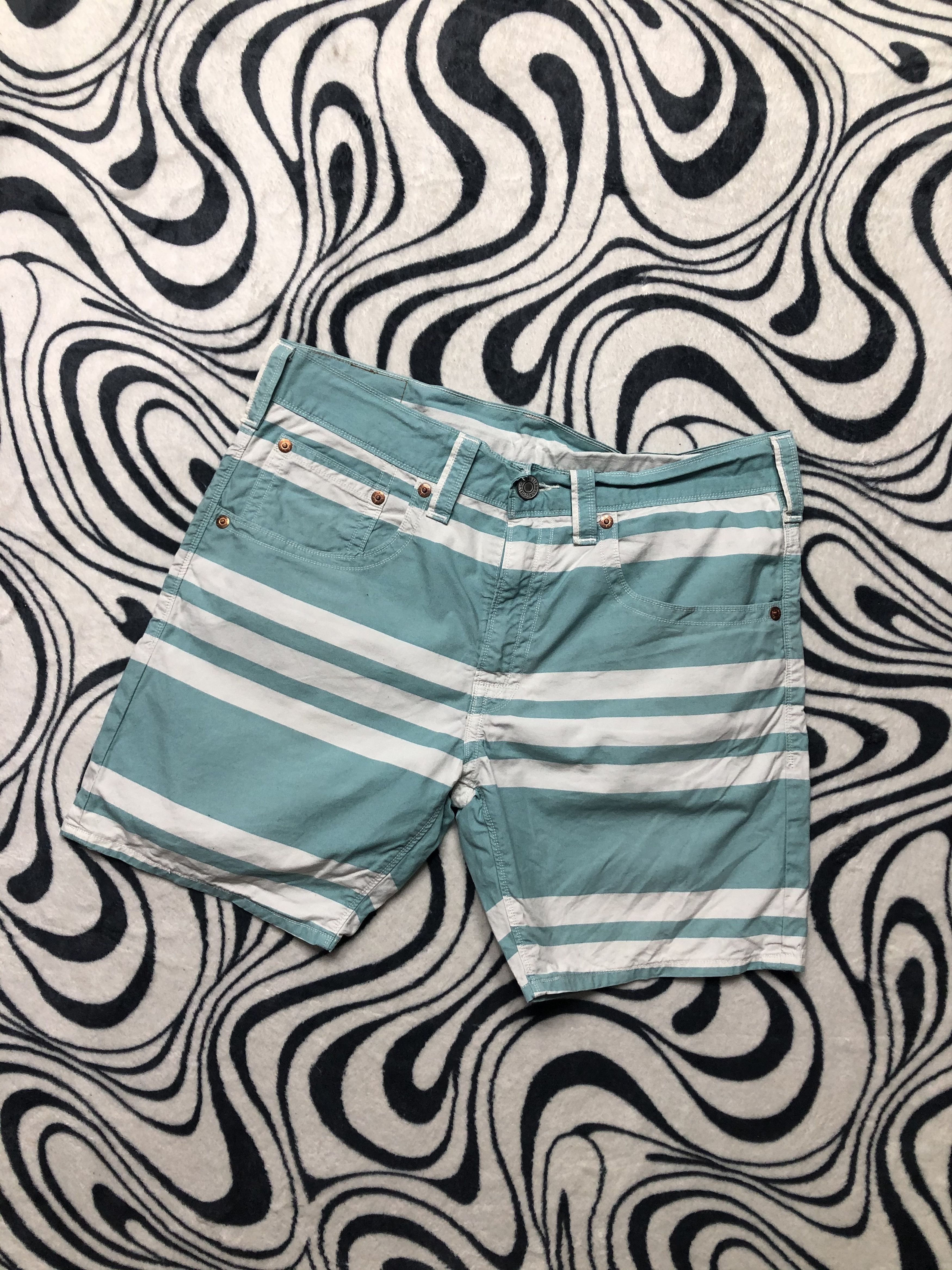 Levi's × Levi's Vintage Clothing × Vintage Levis Vintage Mens Chino Shorts Size US 34 / EU 50 - 1 Thumbnail