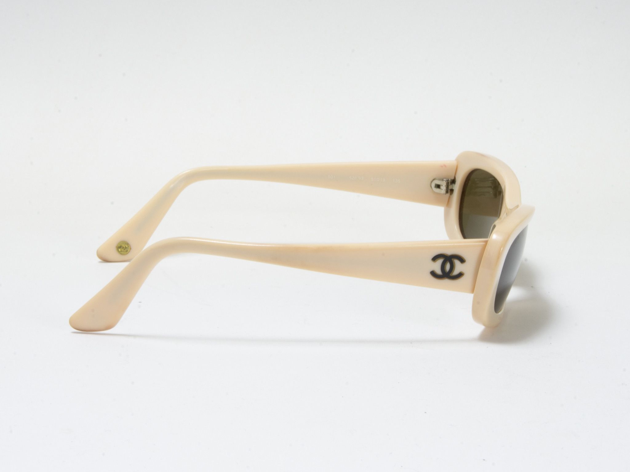 Chanel CHANEL LOGO VINTAGE CHANEL SUNGLASSES Size ONE SIZE - 4 Thumbnail