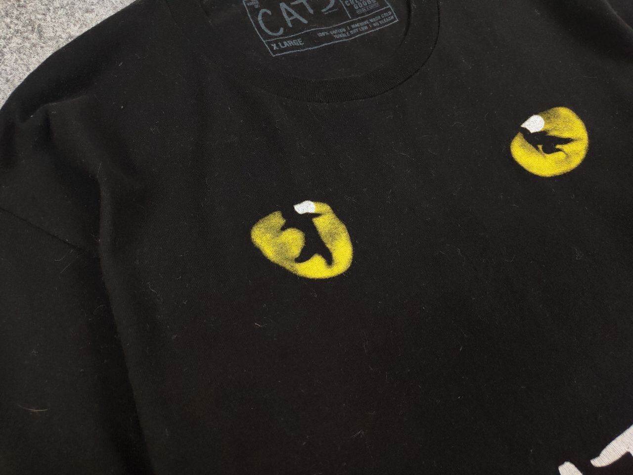 Vintage Vintage Eyes Cats Musical 1981 Black Basic T Shirt Size US XL / EU 56 / 4 - 13 Thumbnail