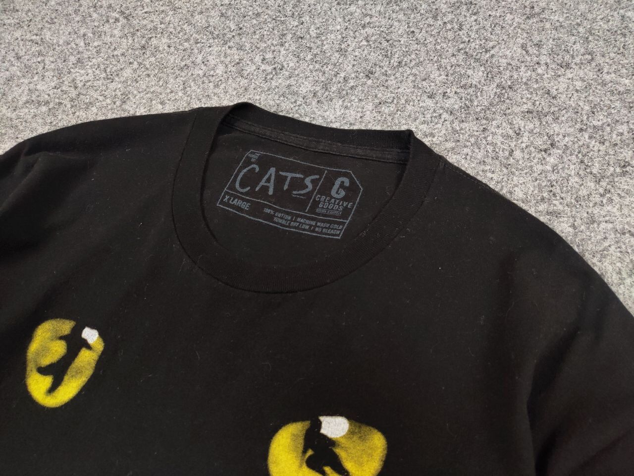 Vintage Vintage Eyes Cats Musical 1981 Black Basic T Shirt Size US XL / EU 56 / 4 - 11 Thumbnail