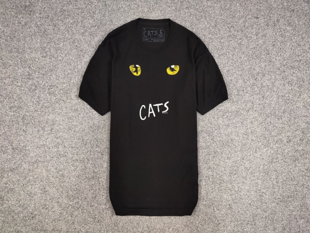 Vintage Vintage Eyes Cats Musical 1981 Black Basic T Shirt Size US XL / EU 56 / 4 - 1 Thumbnail
