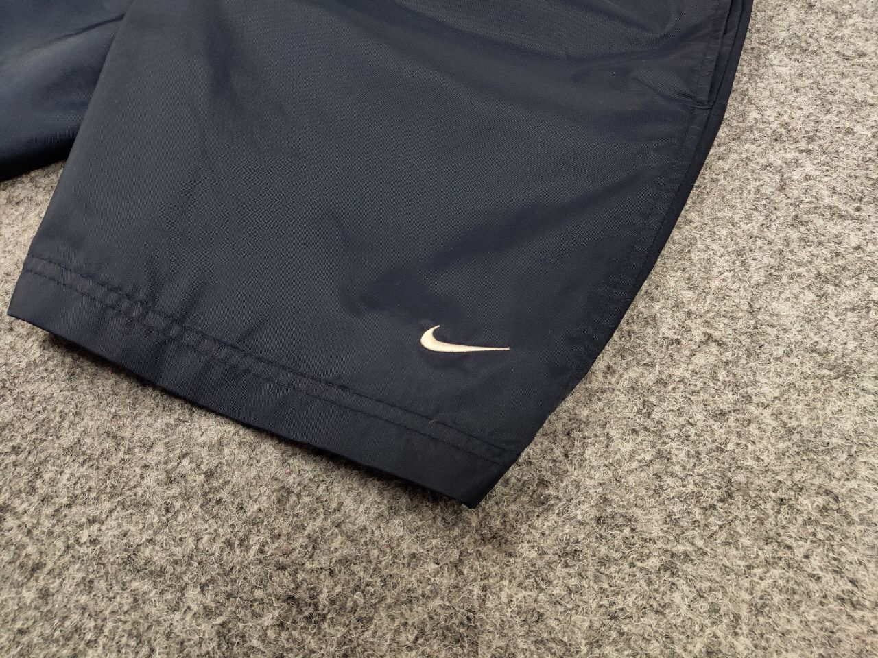 Nike Vintage Nike Shorts Blue Logo swoosh casual Y2K Streetwear Size US 36 / EU 52 - 4 Thumbnail