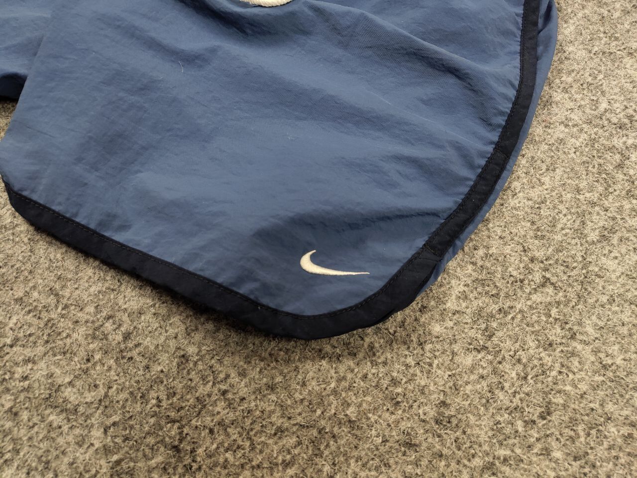 Nike 🌌Vintage Nike Shorts Blue Logo swoosh casual Y2K Streetwear Size US 32 / EU 48 - 4 Thumbnail