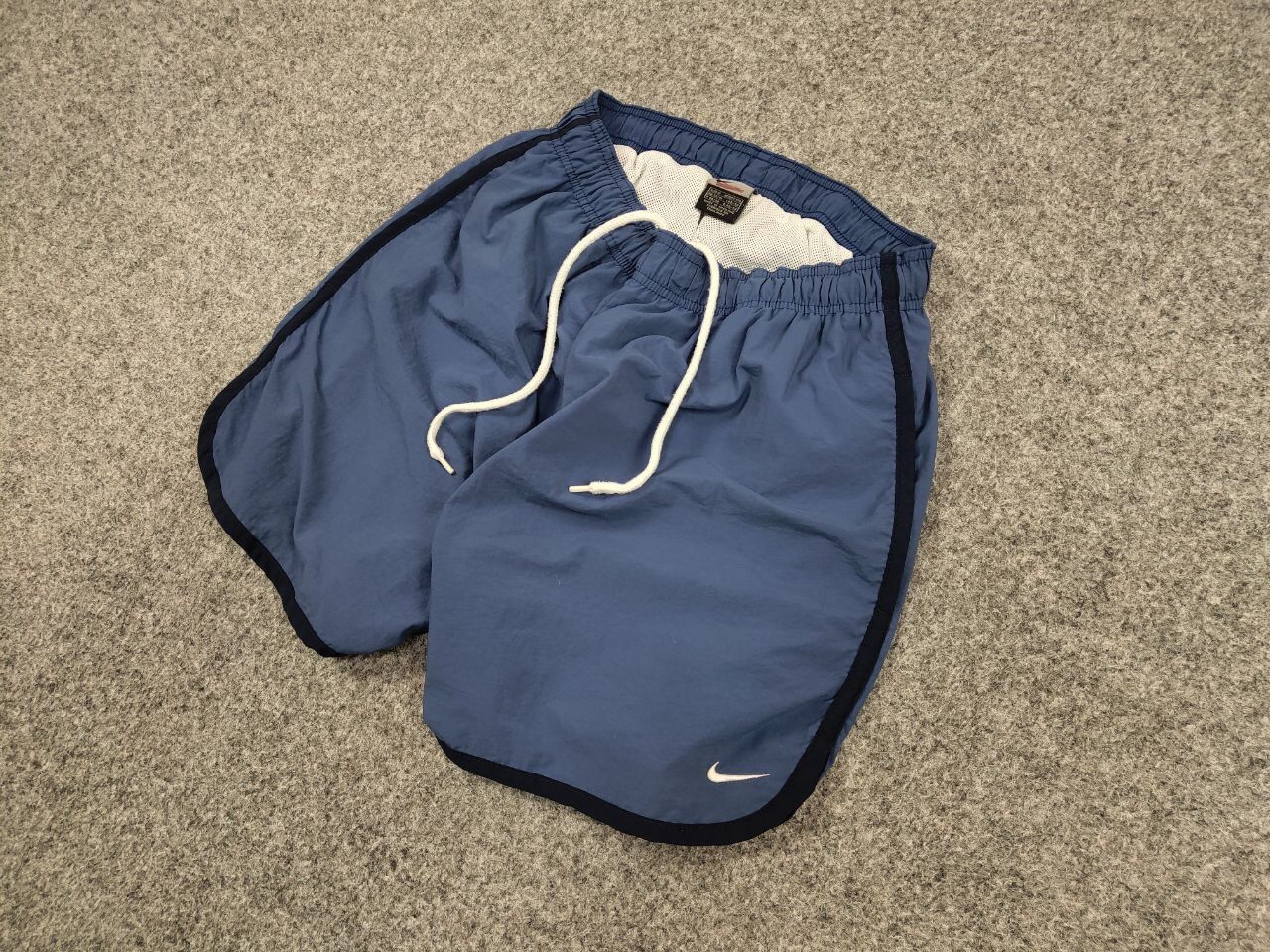 Nike 🌌Vintage Nike Shorts Blue Logo swoosh casual Y2K Streetwear Size US 32 / EU 48 - 3 Thumbnail
