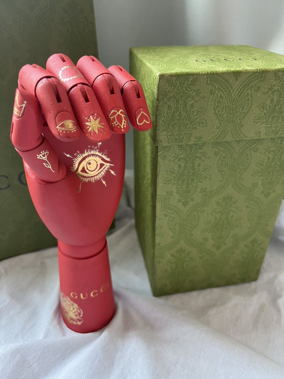 Gucci Gucci wooden Hand mannequin Jewelry display tattoo Decor Size ONE SIZE - 2 Thumbnail