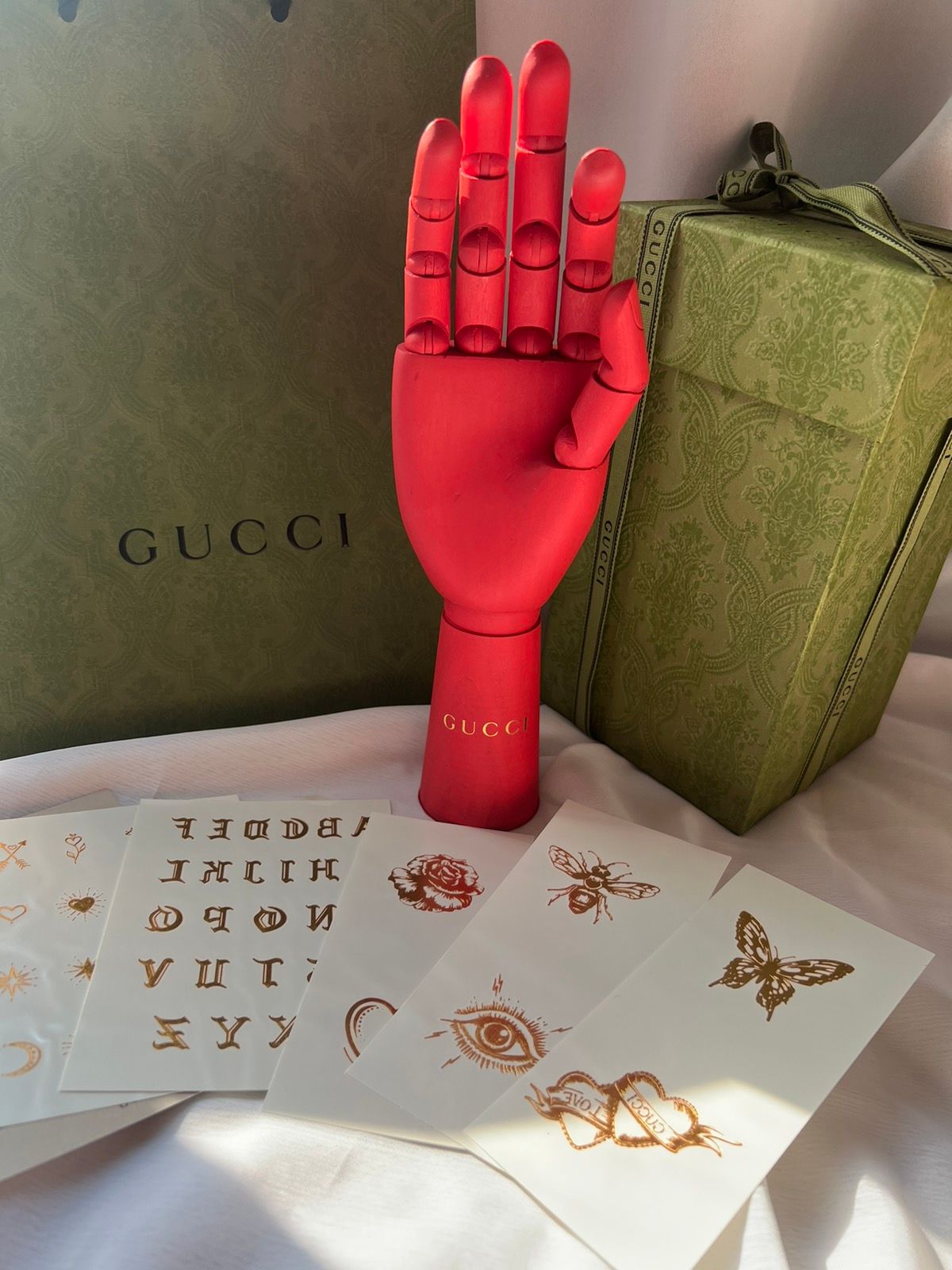 Gucci Gucci wooden Hand mannequin Jewelry display tattoo Decor