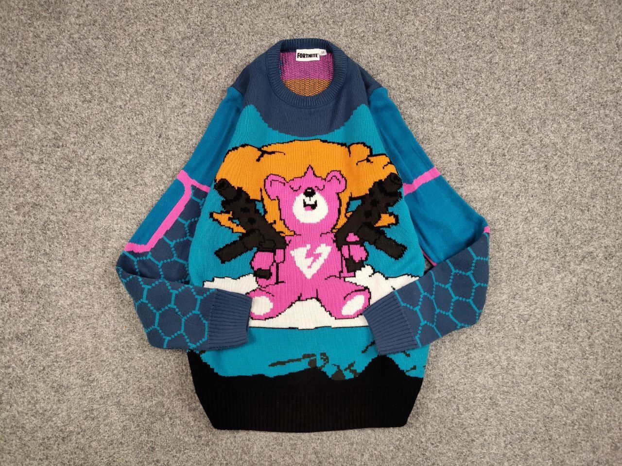 Japanese Brand Vintage 90's Japanese Bright Bear with guns Knit Sweater Size US M / EU 48-50 / 2 - 14 Thumbnail