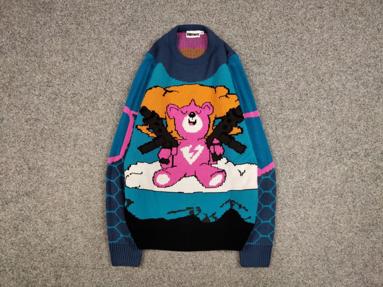 Japanese Brand Vintage 90's Japanese Bright Bear with guns Knit Sweater Size US M / EU 48-50 / 2 - 1 Thumbnail