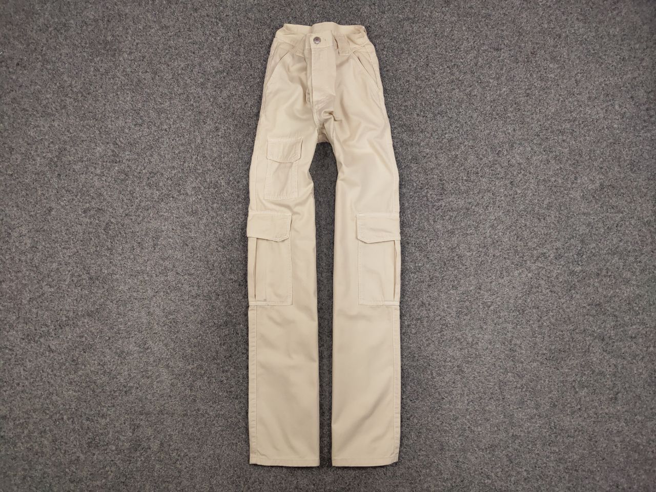 Japanese Brand Vintage 90's Japanese Baggy Beige Multi Pocket Cargo Pants Size US 31 - 1 Thumbnail