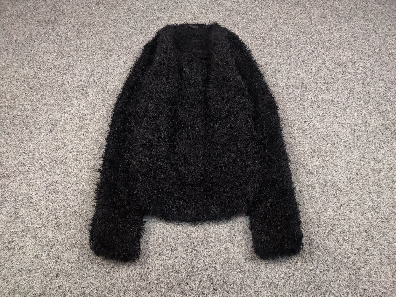 Japanese Brand Vintage 90's Japanese Black Mohair Style Fuzzy Sweater Size US S / EU 44-46 / 1 - 2 Thumbnail