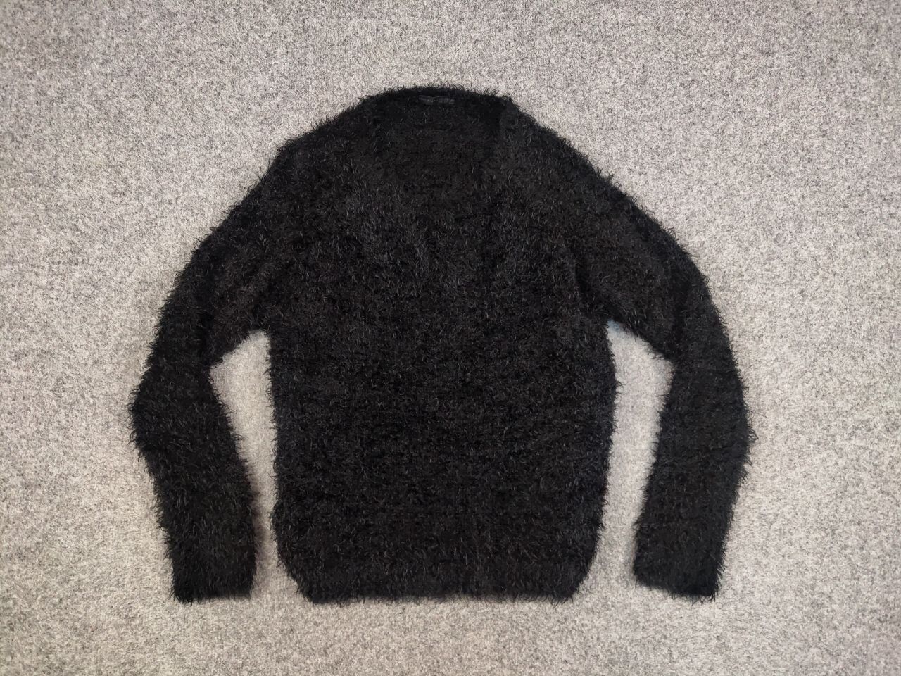 Japanese Brand Vintage 90's Japanese Black Mohair Style Fuzzy Sweater Size US S / EU 44-46 / 1 - 9 Thumbnail