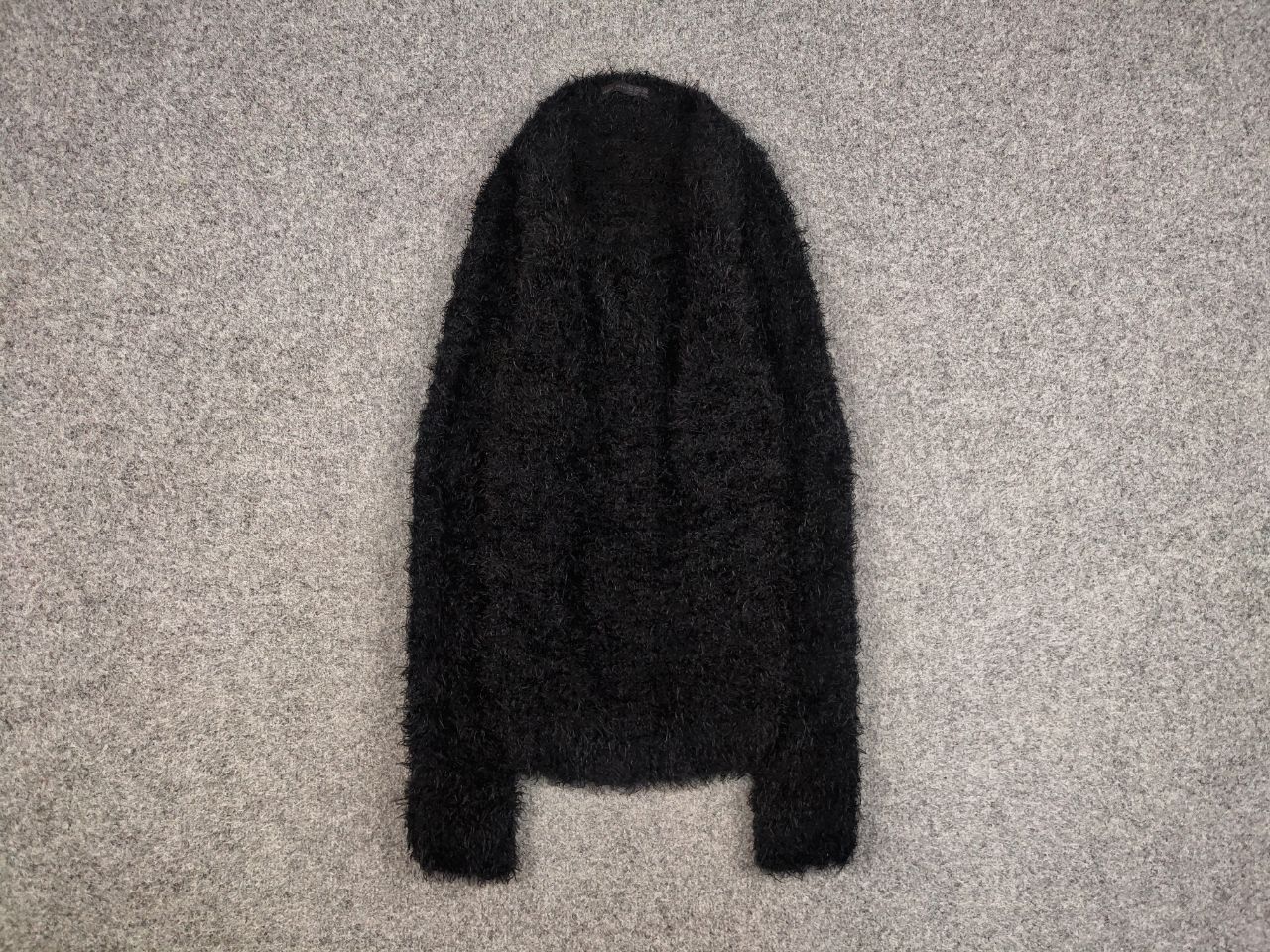 Japanese Brand Vintage 90's Japanese Black Mohair Style Fuzzy Sweater Size US S / EU 44-46 / 1 - 1 Thumbnail