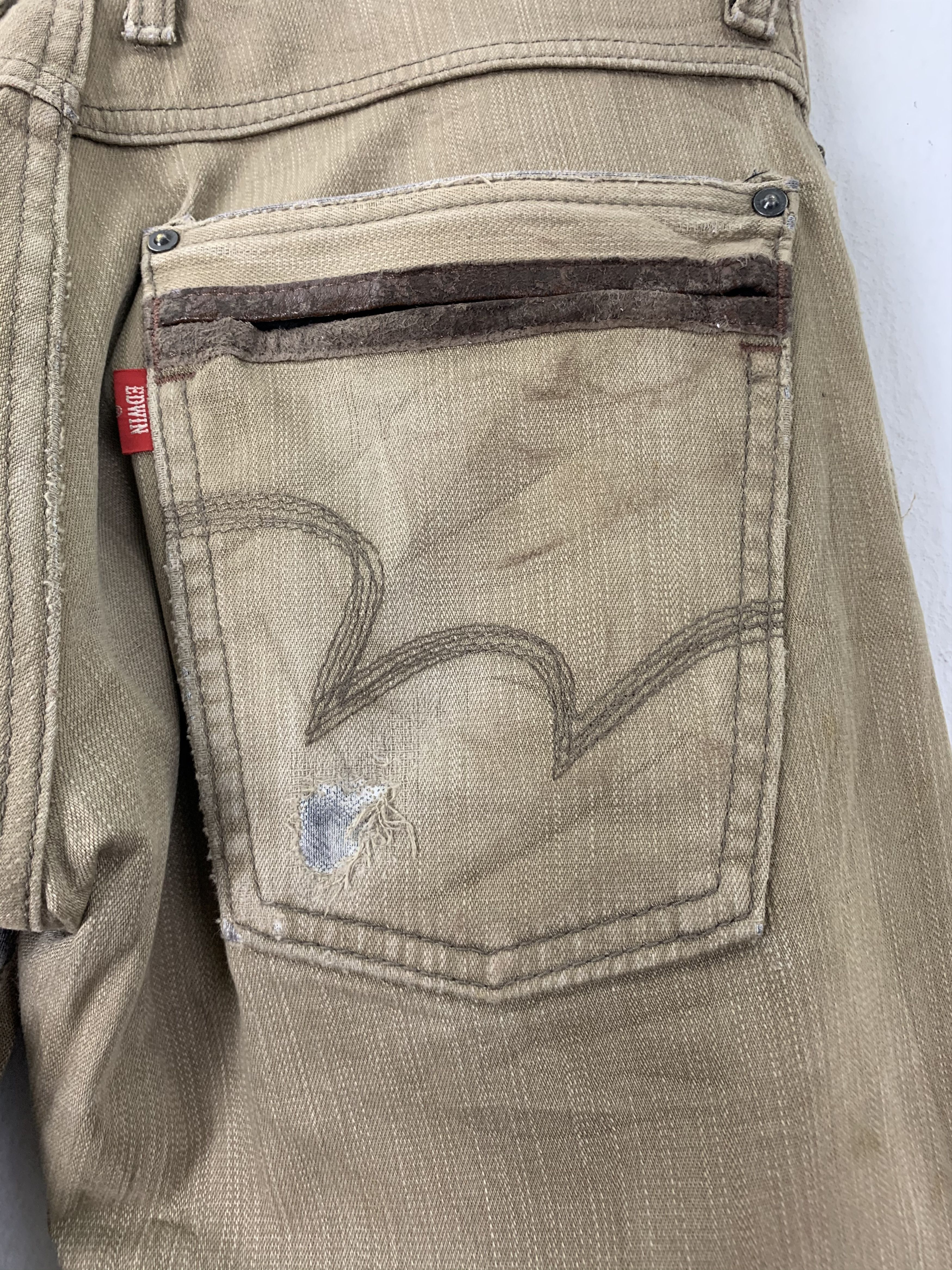 Edwin EDWIN Pants Vintage Brown Distressed Straight Cut Size US 30 / EU 46 - 14 Thumbnail